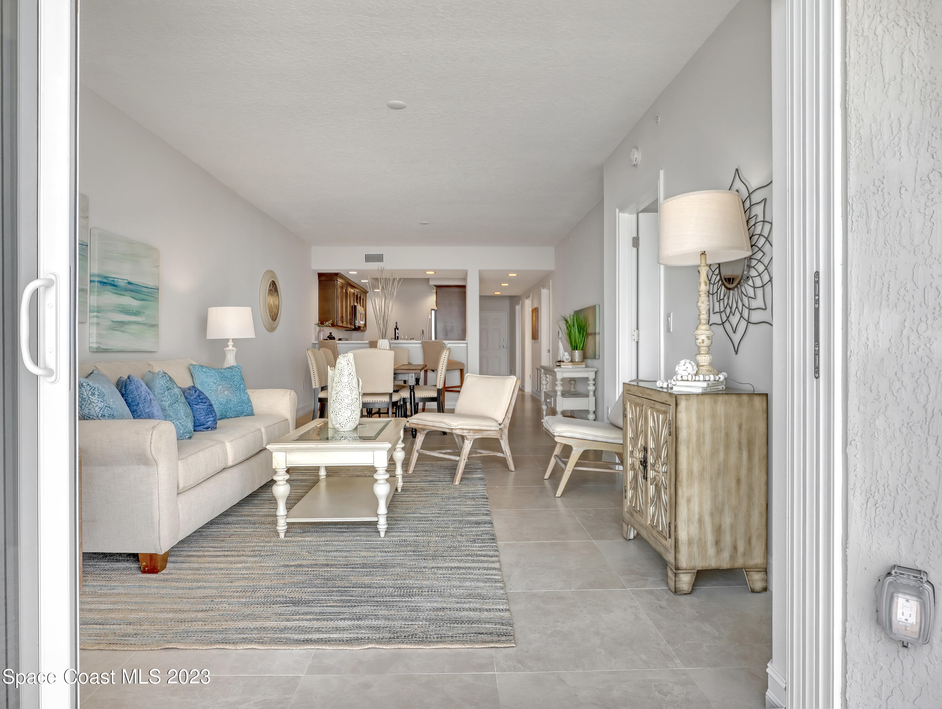 1805 Riverside Drive, 305n