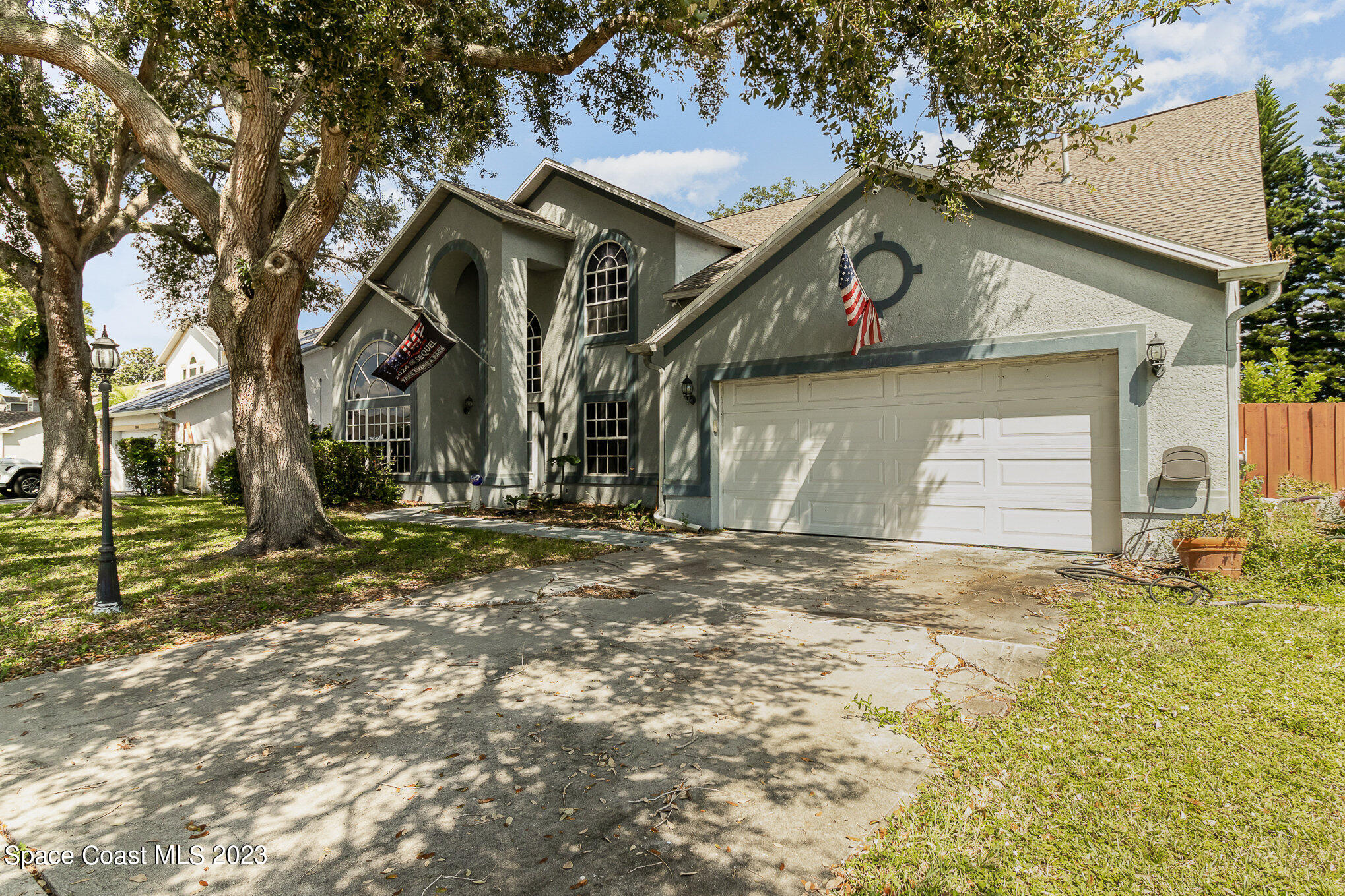 2602 Lowell Circle