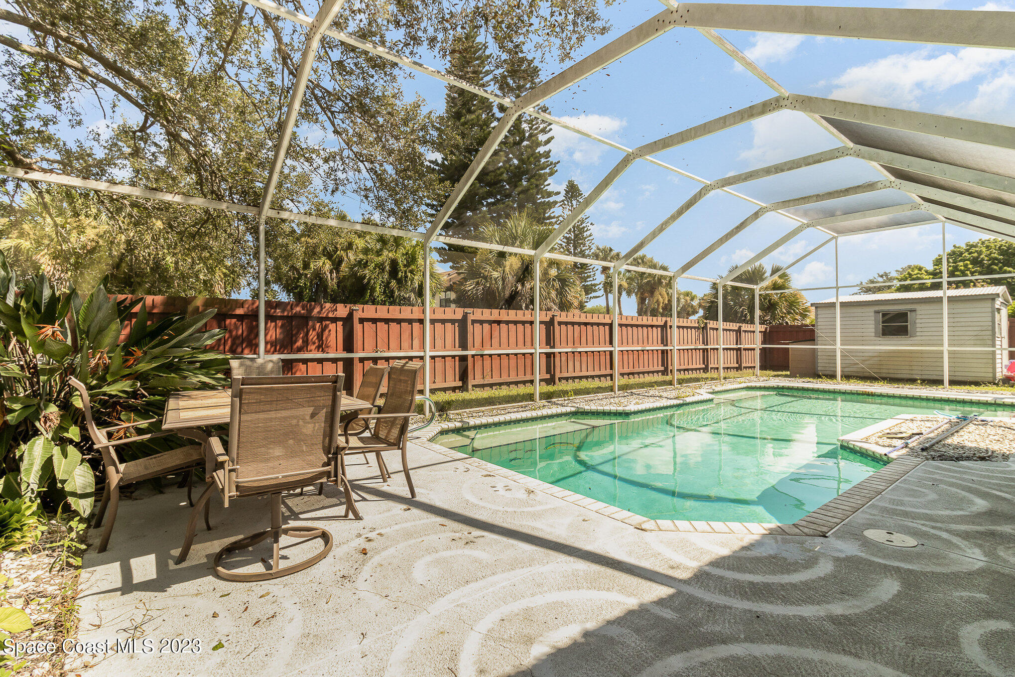 2602 Lowell Circle
