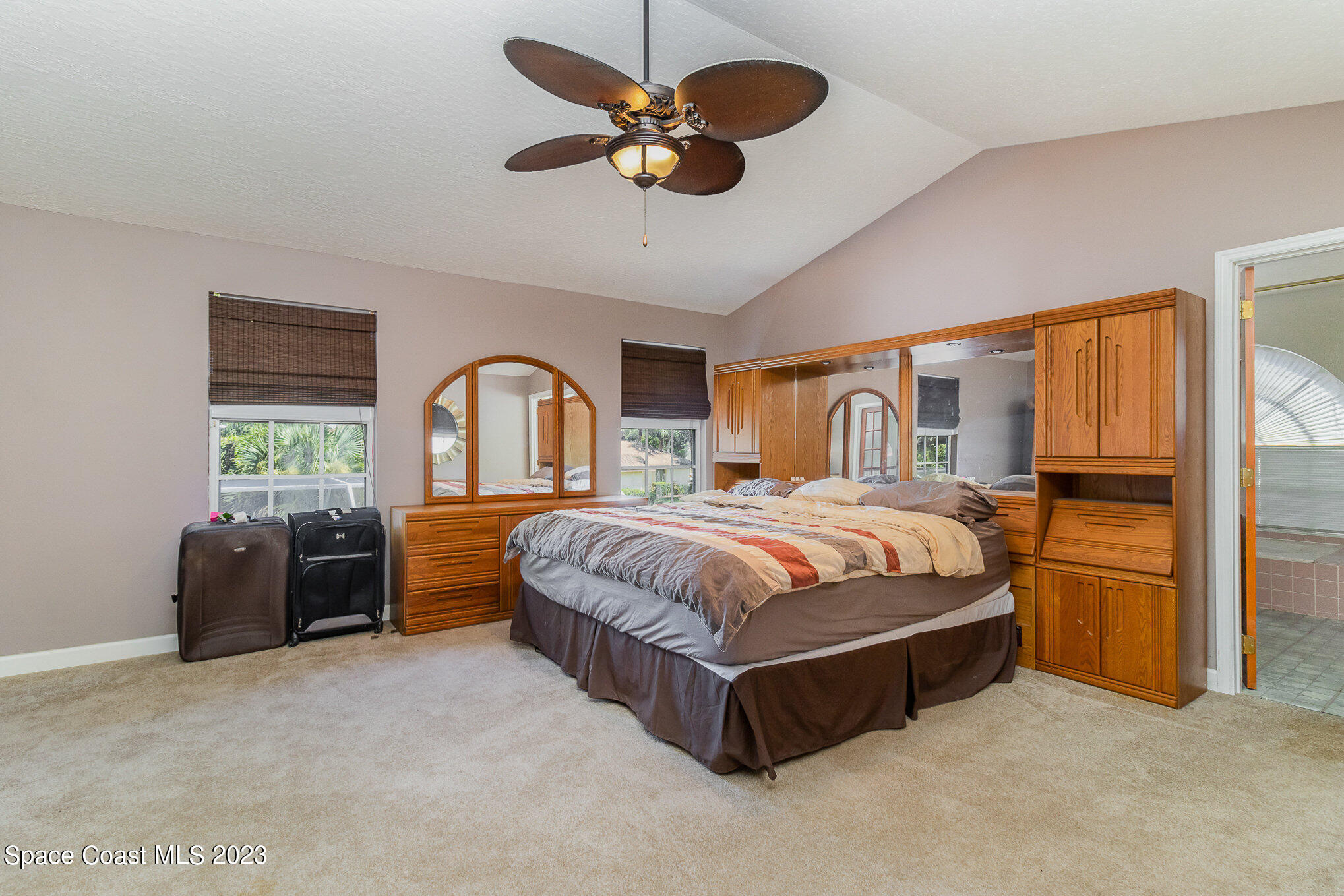 2602 Lowell Circle