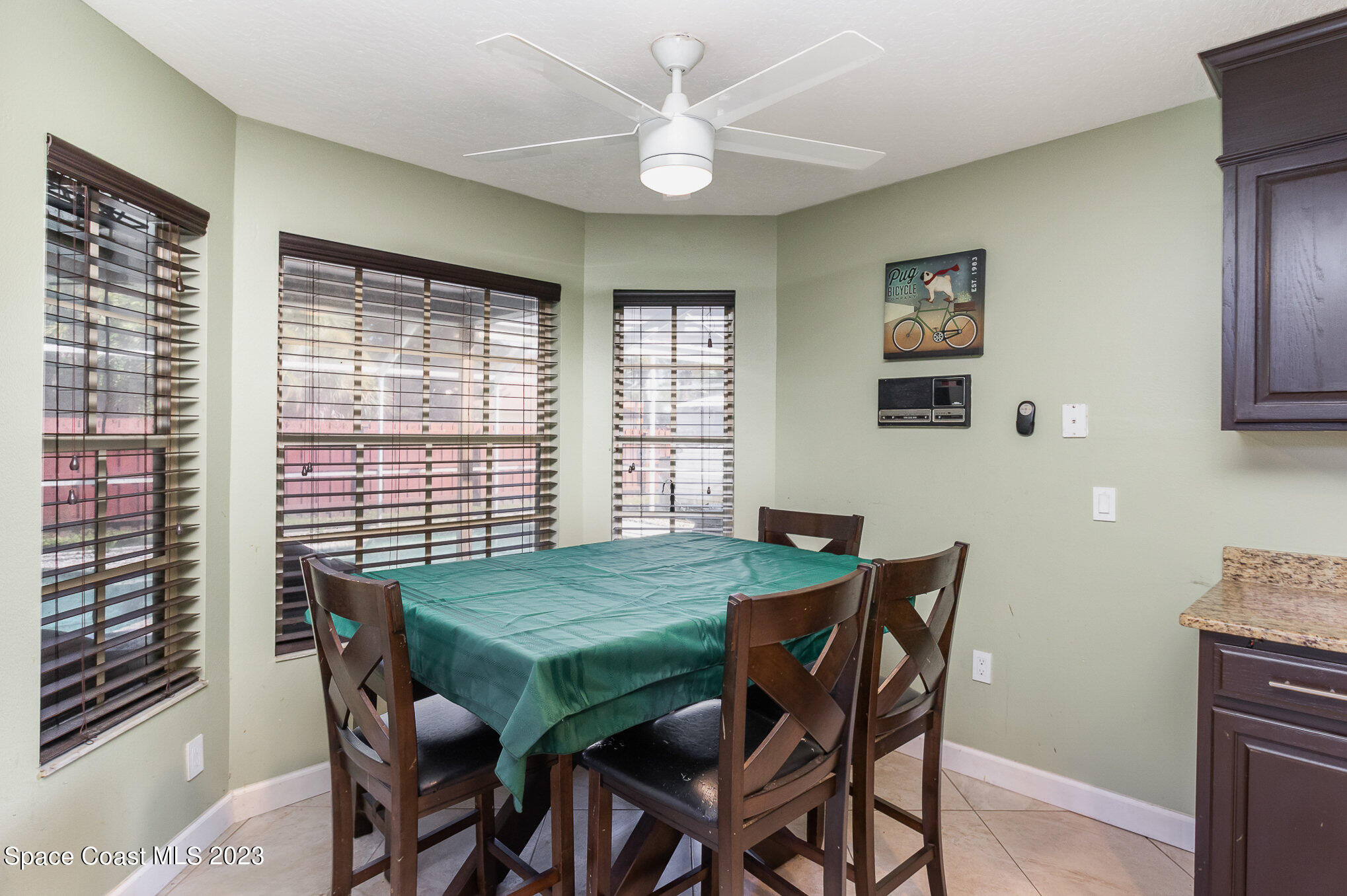 2602 Lowell Circle