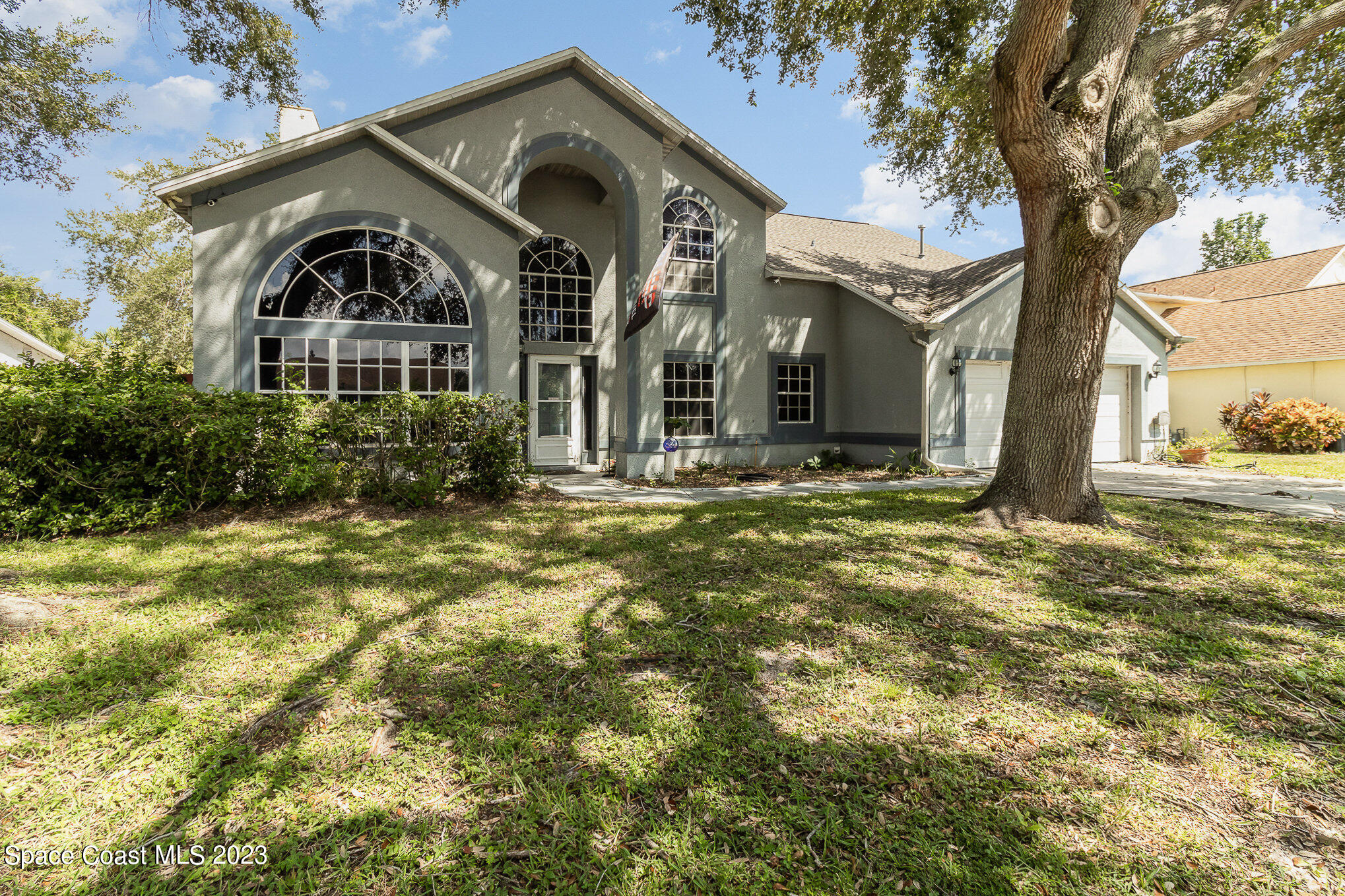 2602 Lowell Circle
