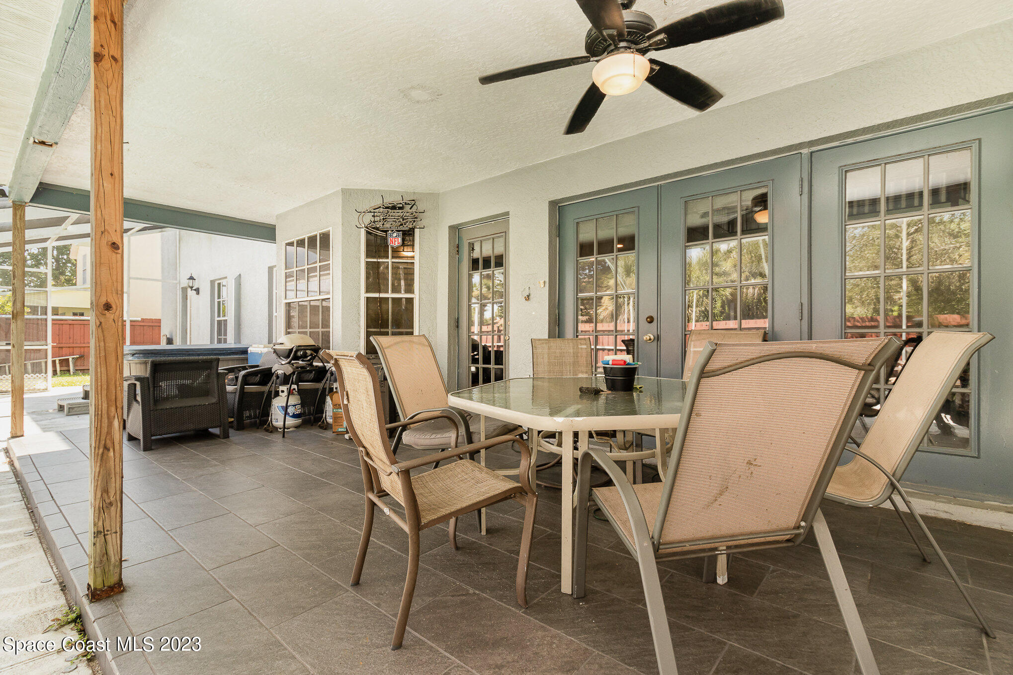2602 Lowell Circle