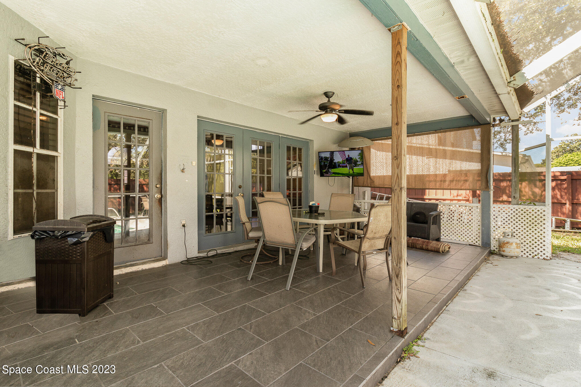 2602 Lowell Circle