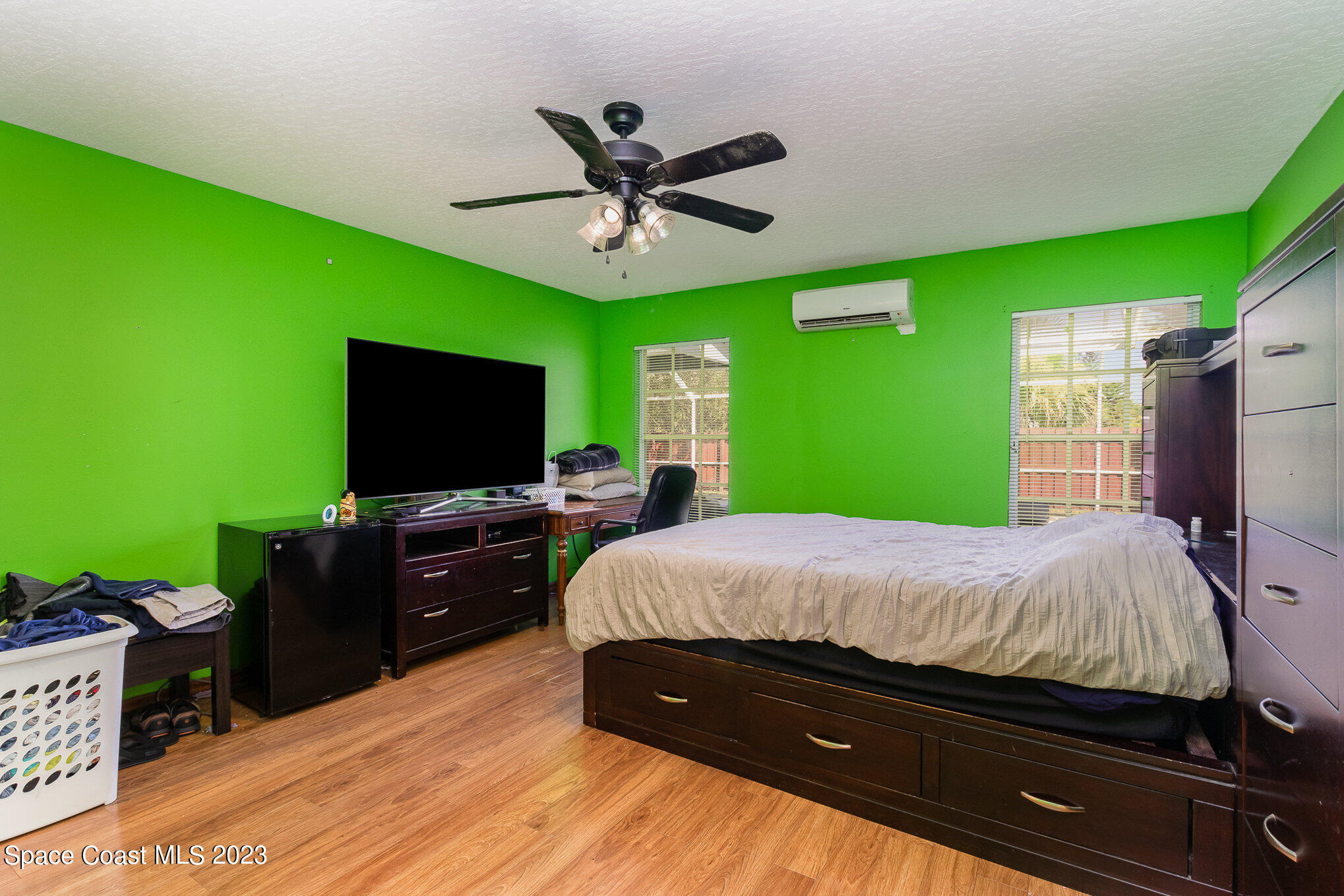 2602 Lowell Circle