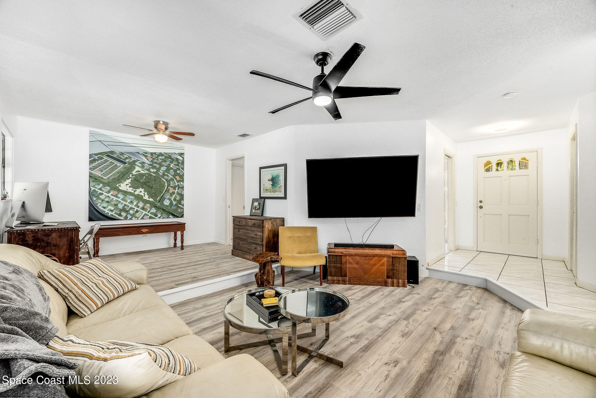 4100 Mustang Road
