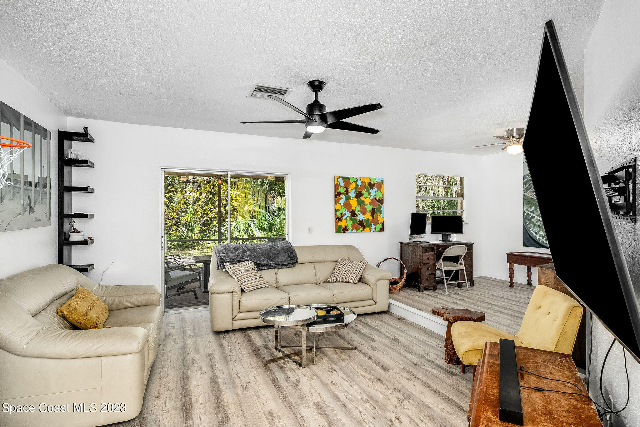 4100 Mustang Road