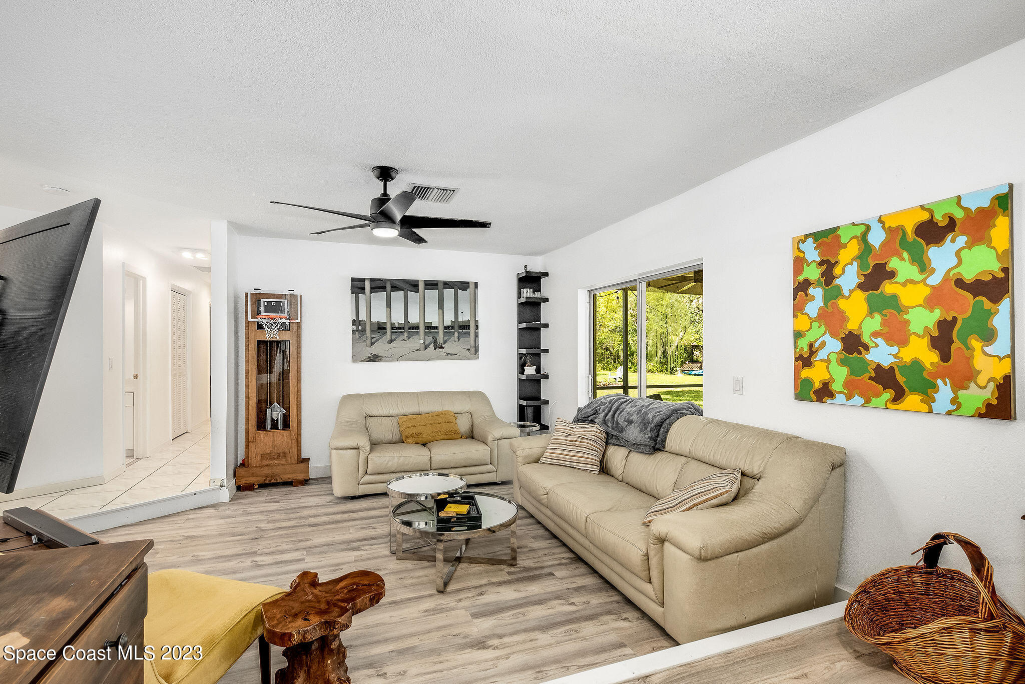 4100 Mustang Road