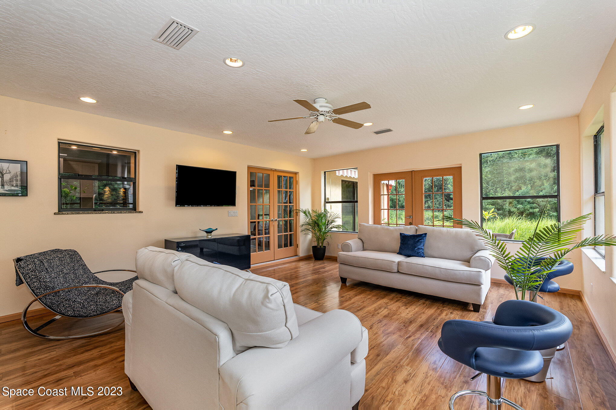 110 Olivick Circle NE