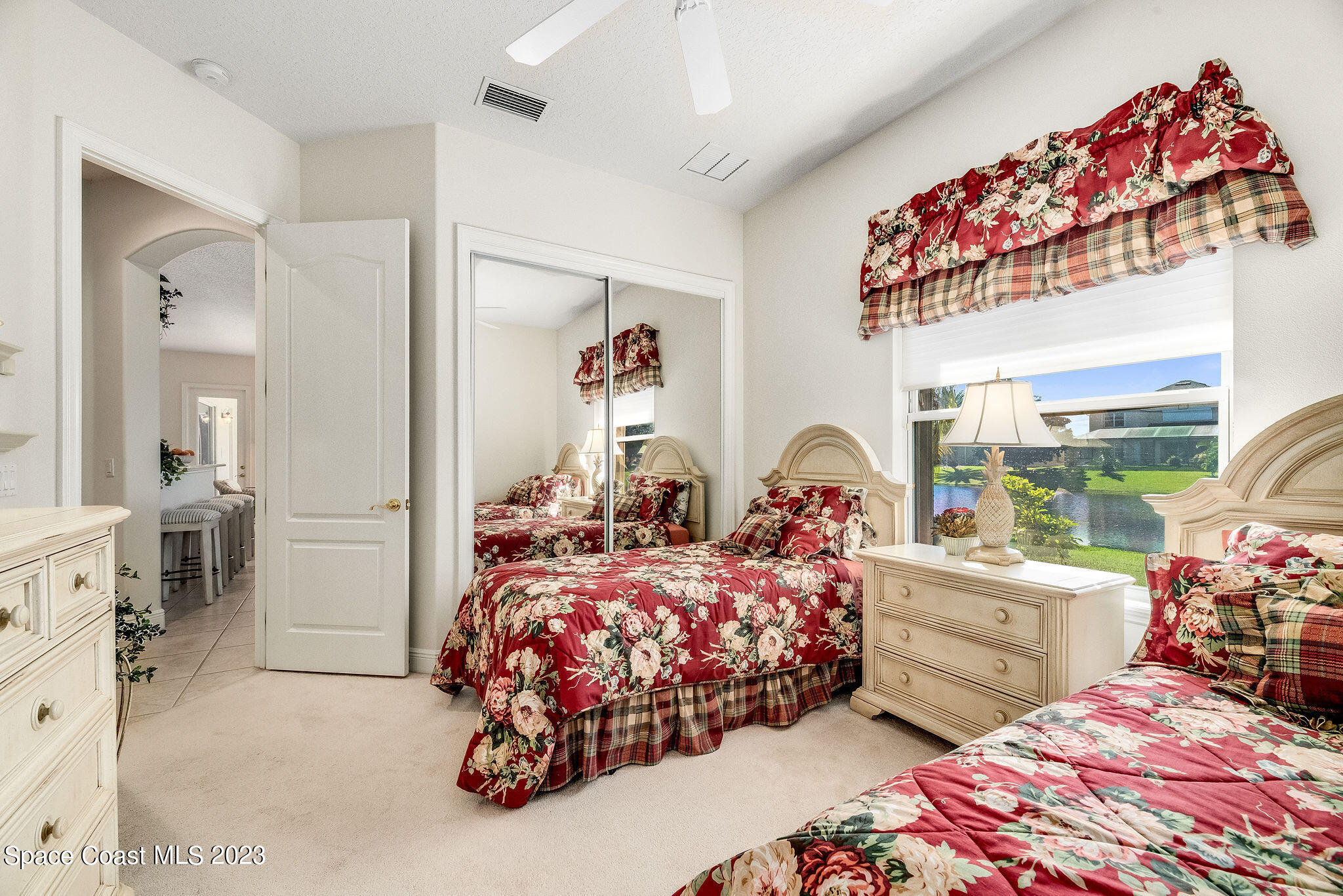 1061 Stratford Place