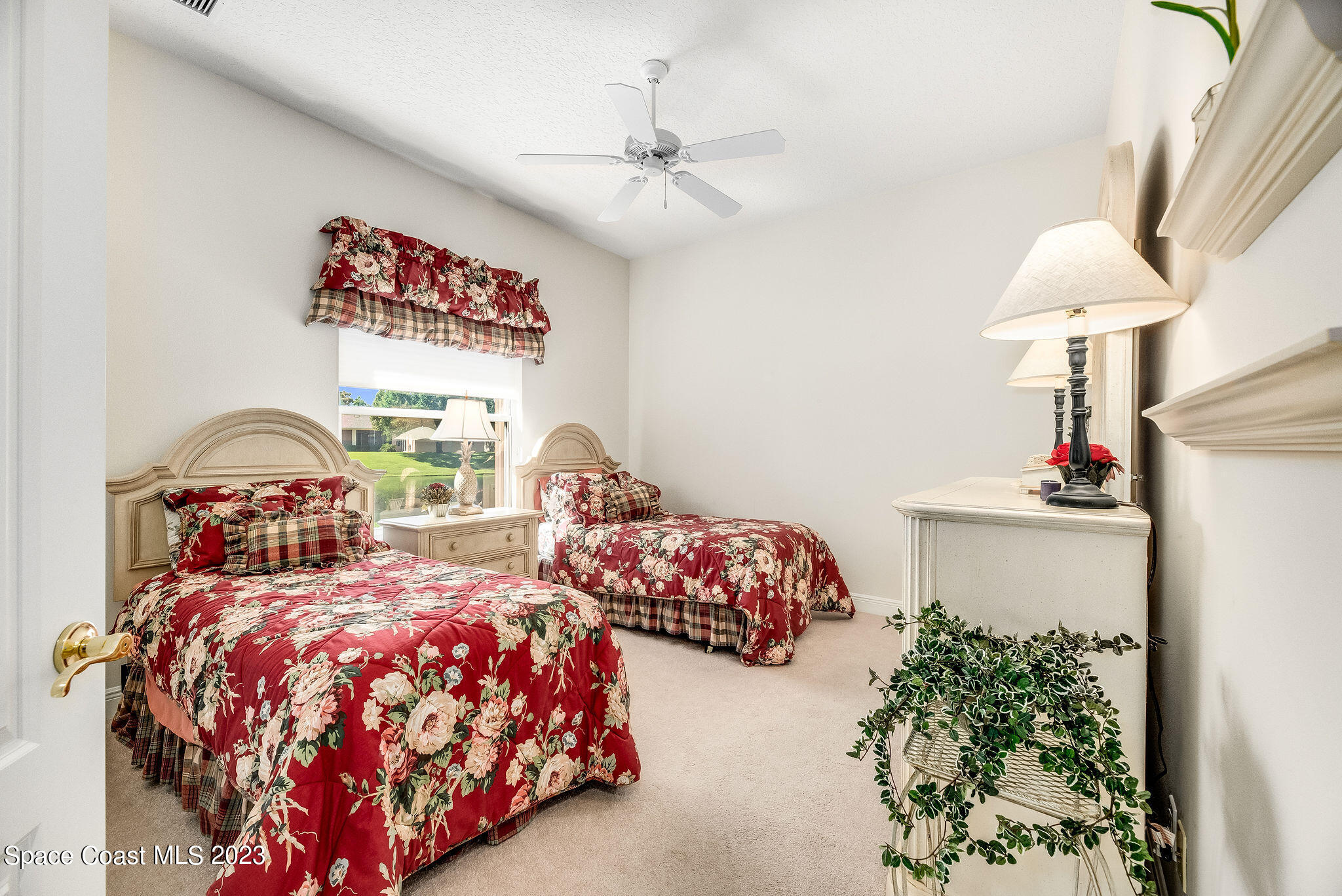 1061 Stratford Place