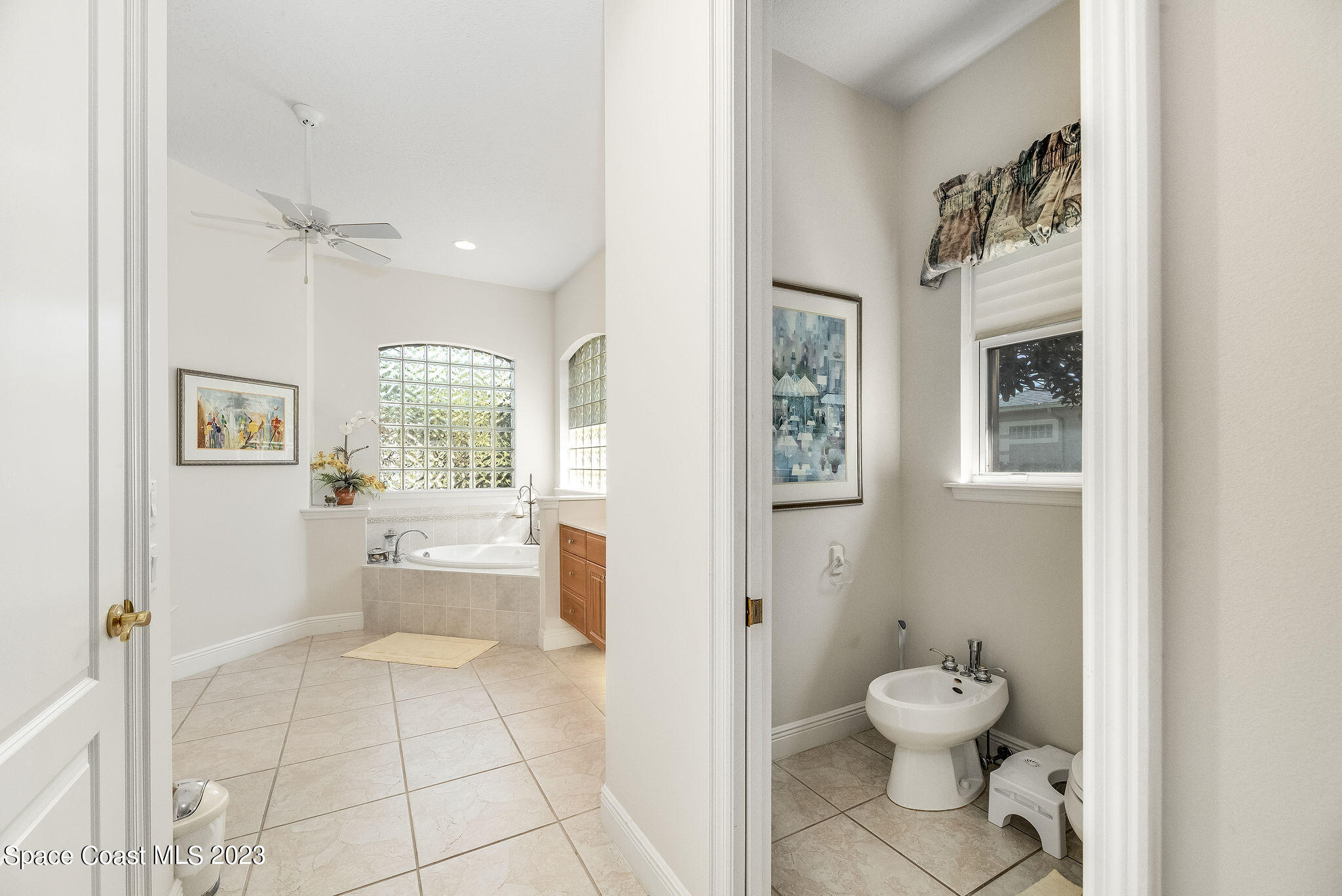 1061 Stratford Place