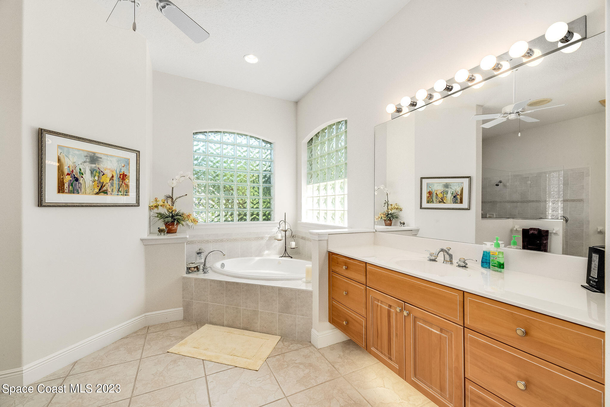 1061 Stratford Place