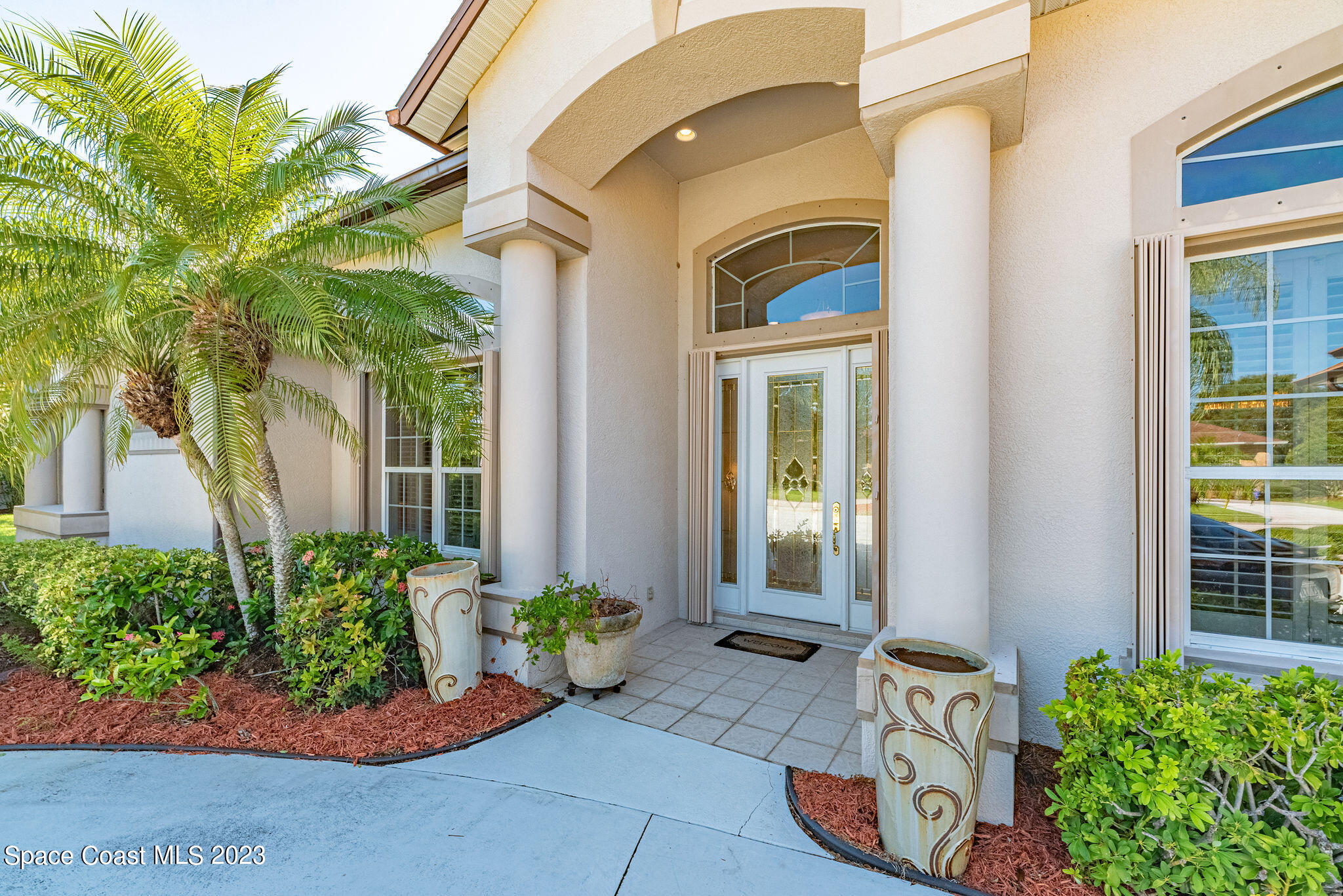 1061 Stratford Place