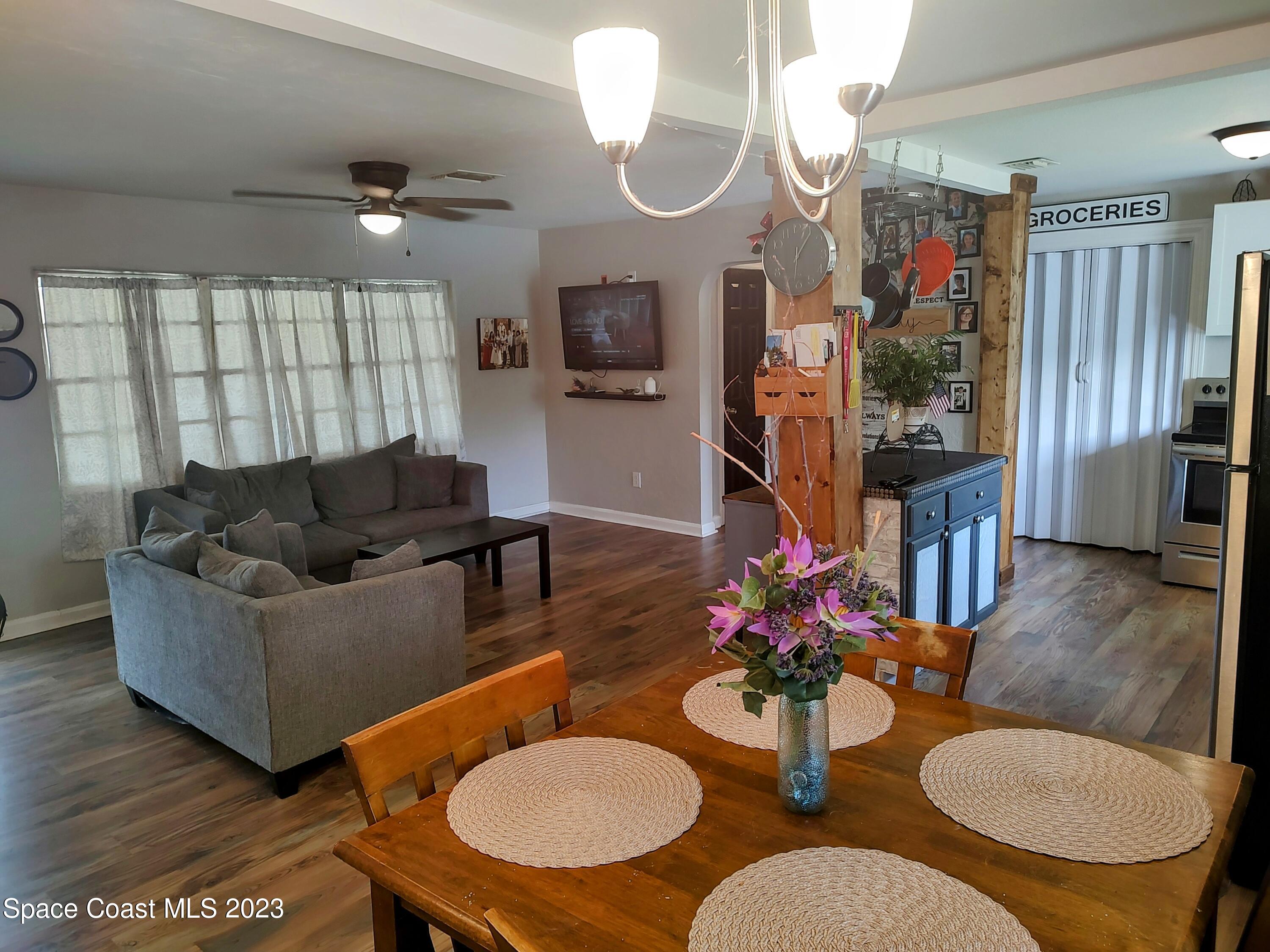 19 N Deleon Avenue