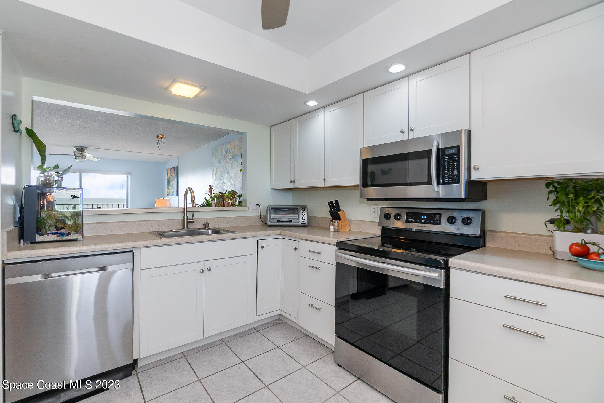 1455 Highway A1a, 212