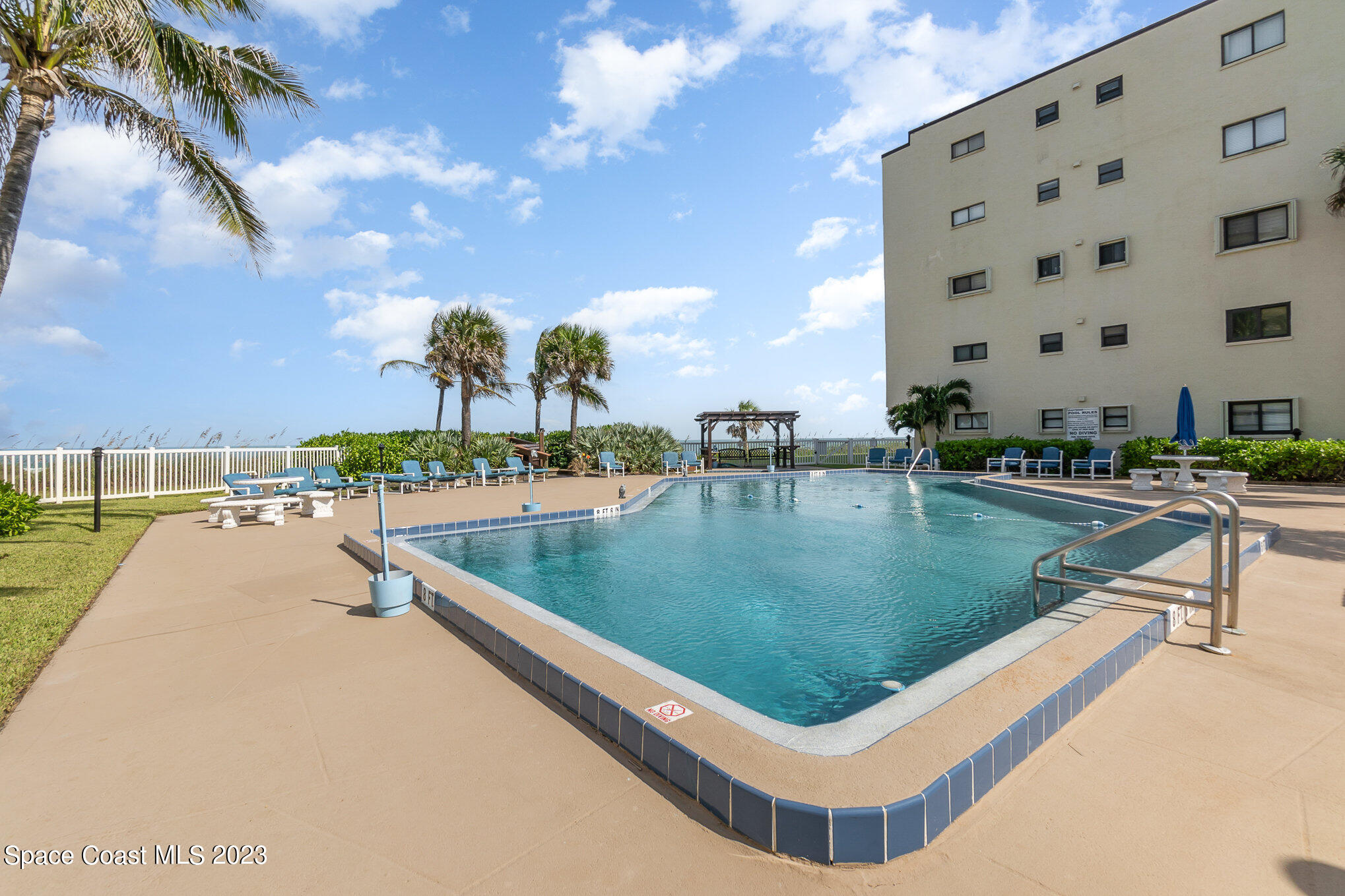 1455 Highway A1a, 212