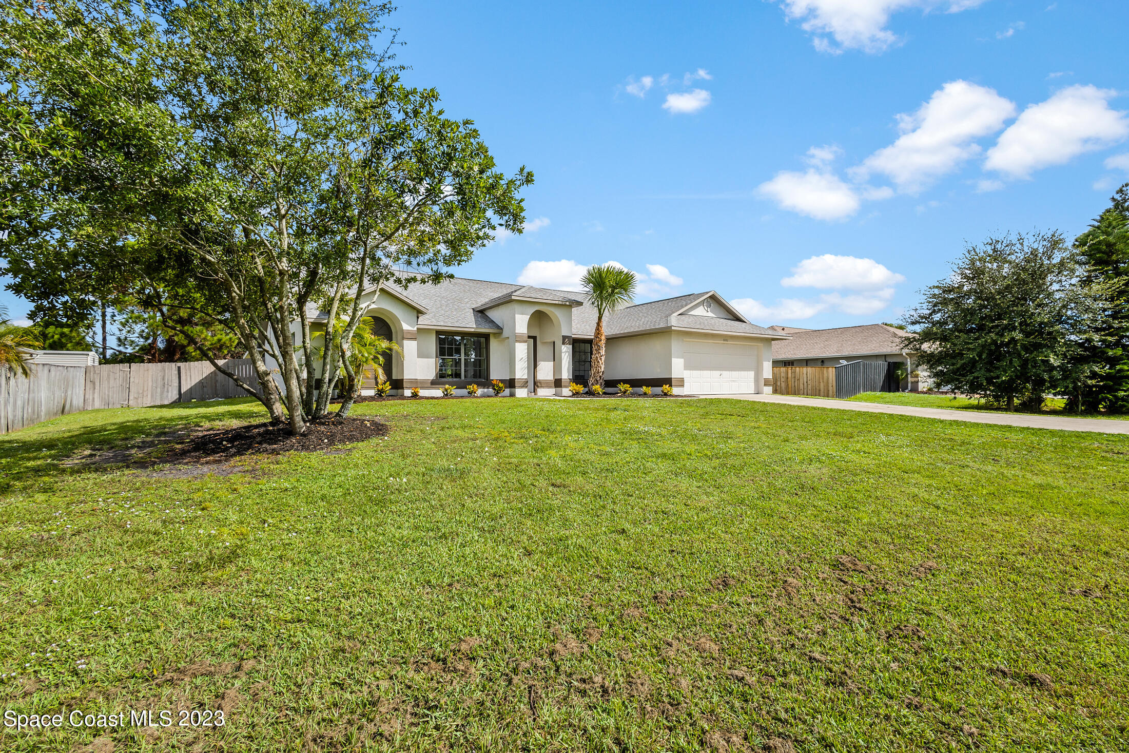 6880 Hundred Acre Drive