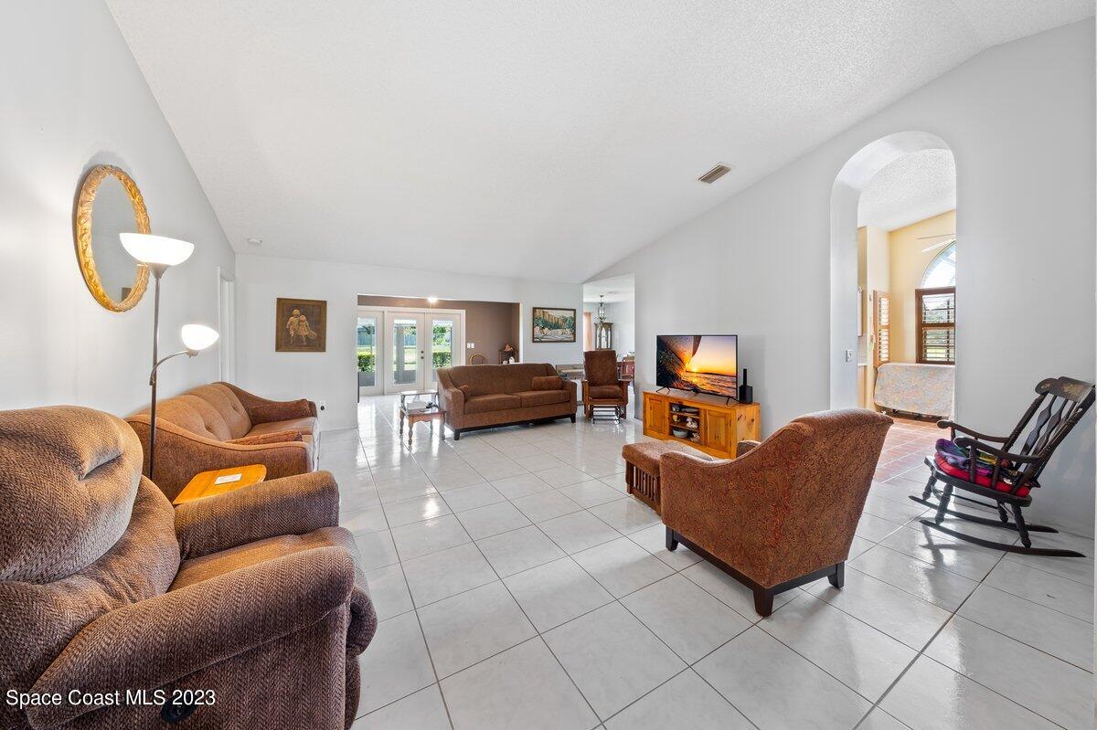 1055 Dallam Avenue NW, 44