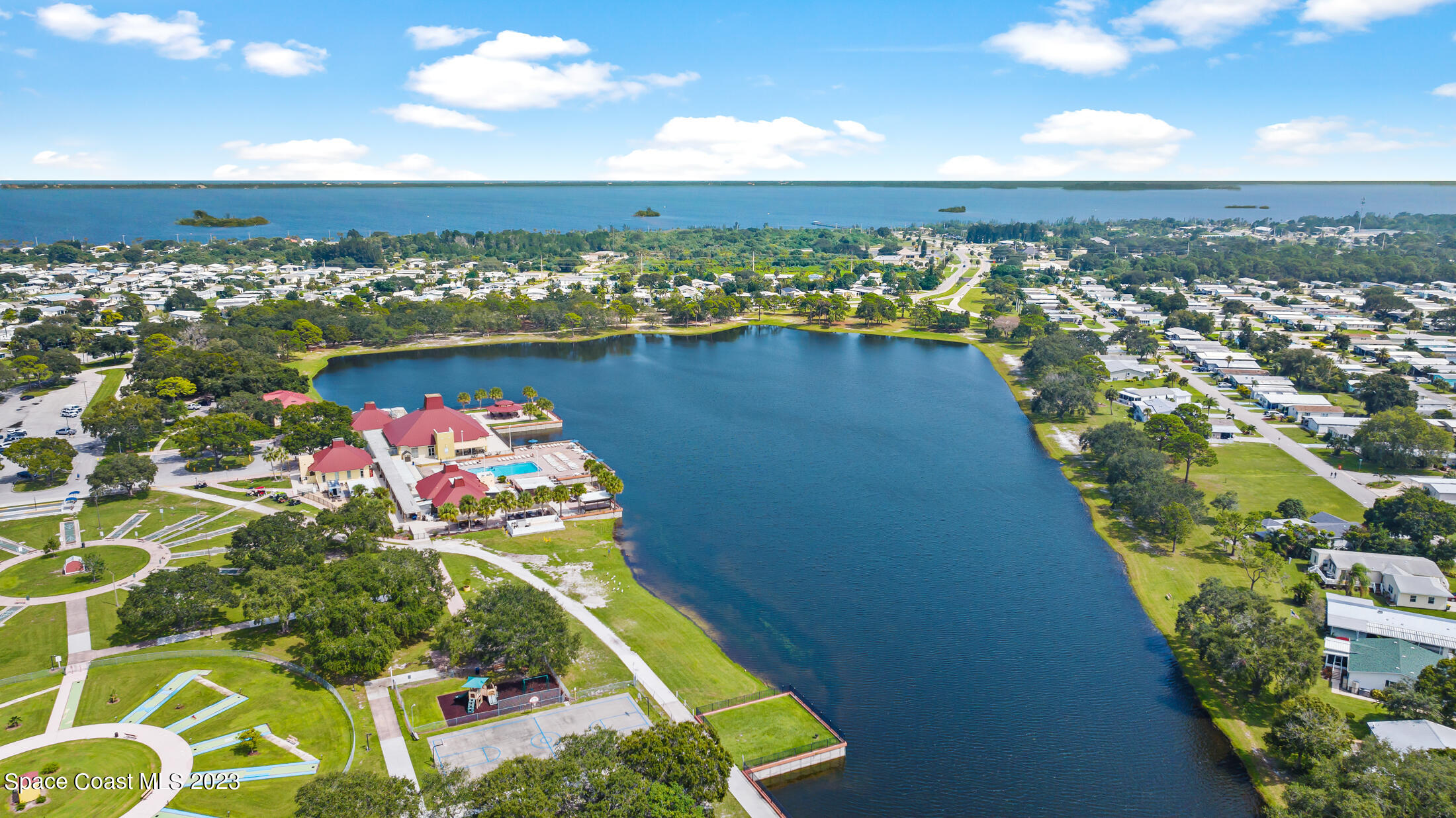 883 Cashew Circle
