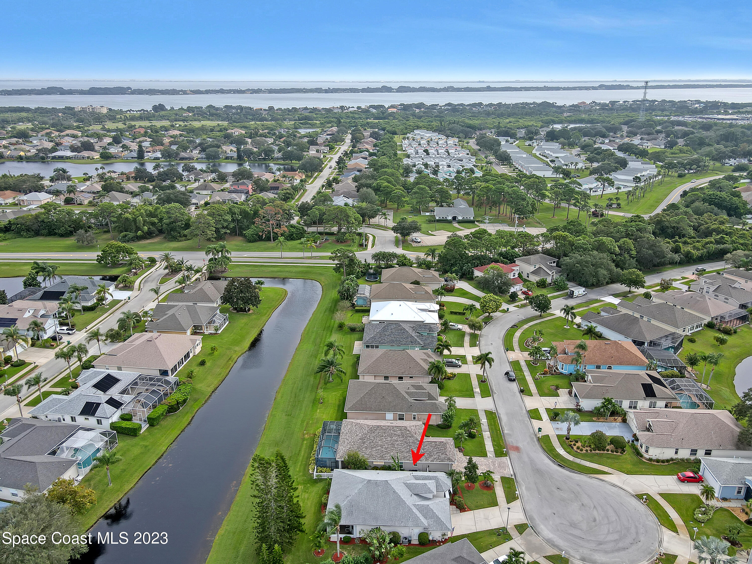 904 Suntree Woods Drive