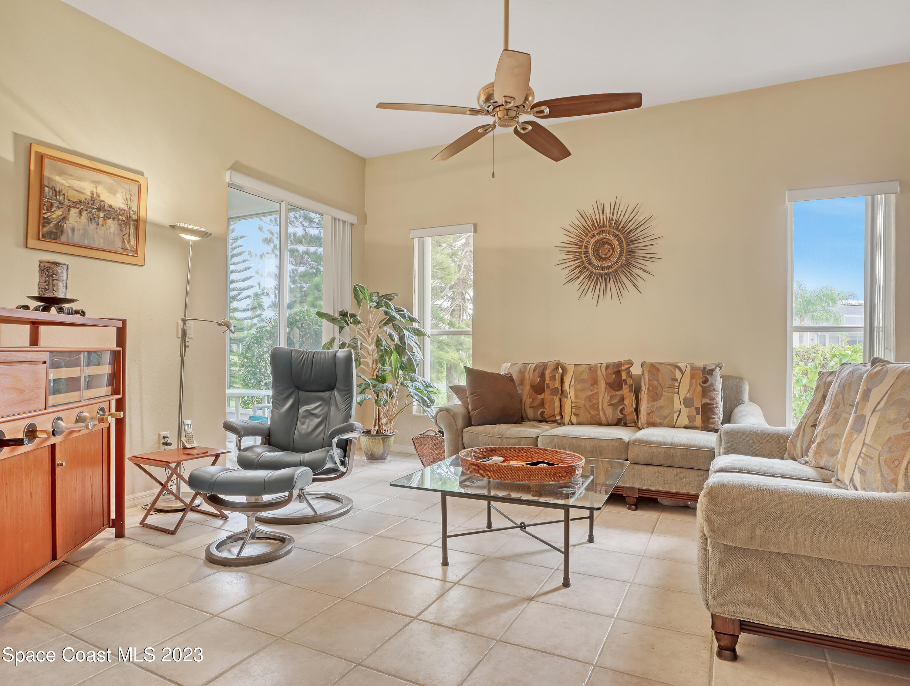904 Suntree Woods Drive