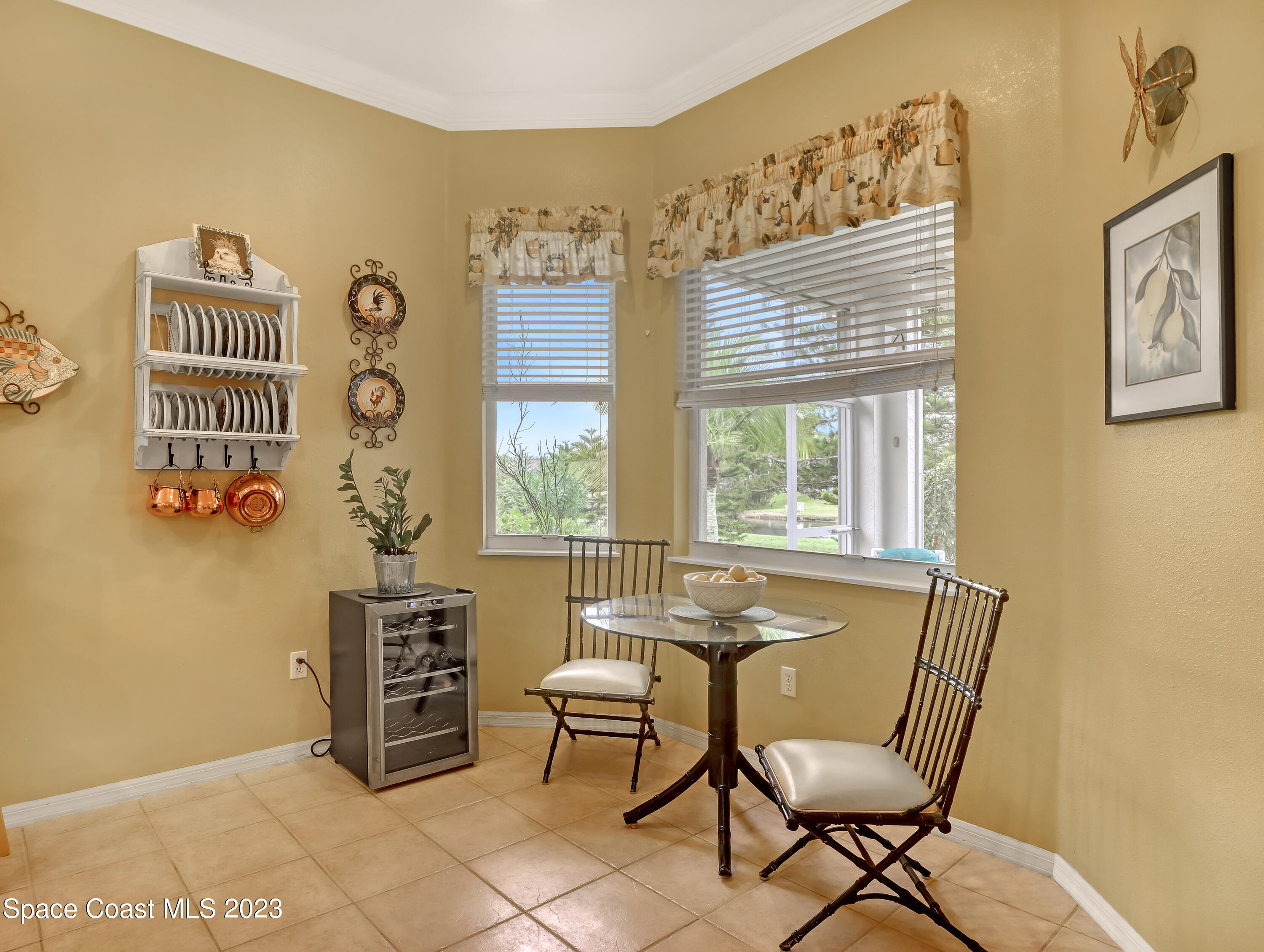 904 Suntree Woods Drive