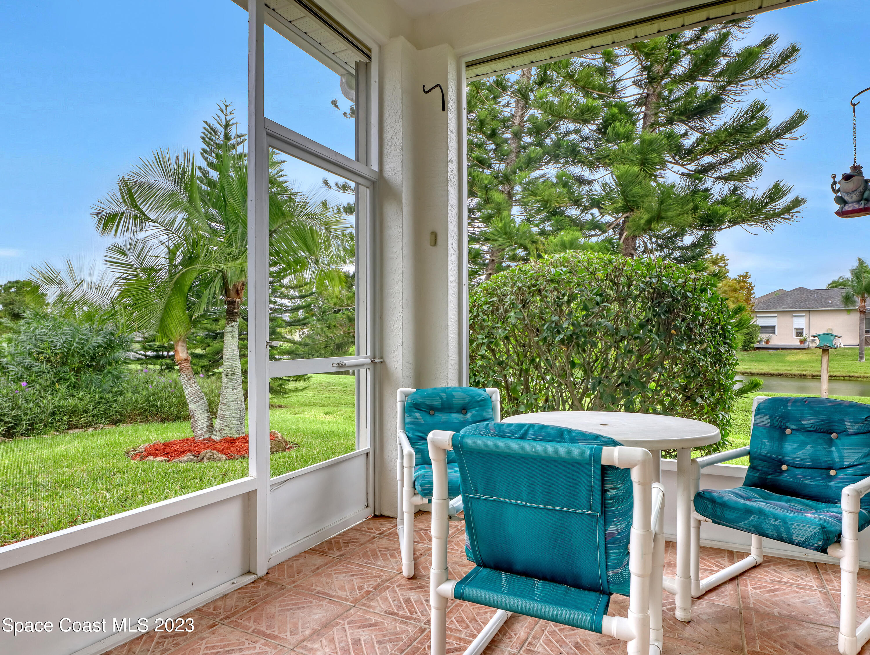 904 Suntree Woods Drive