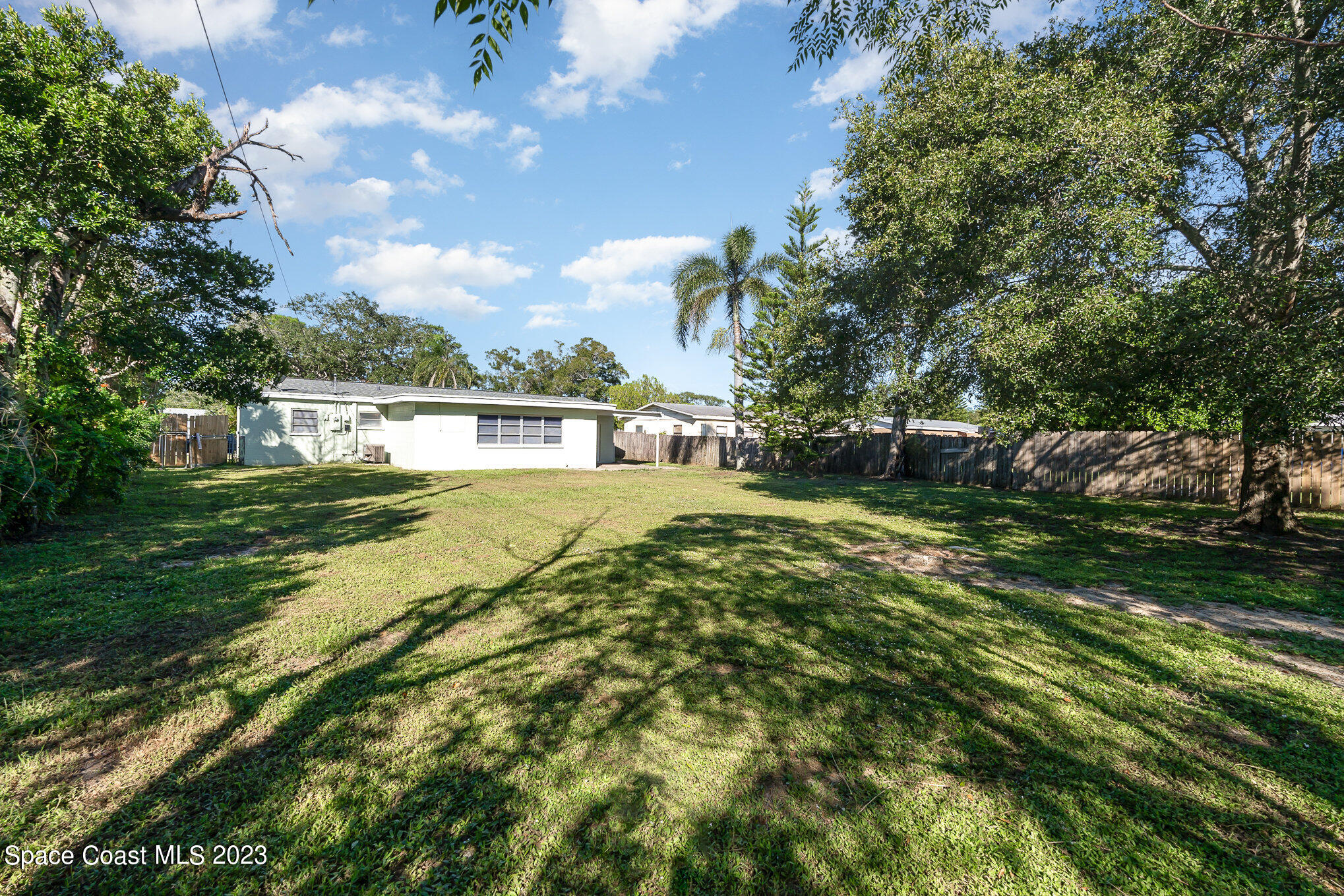 1410 N Fiske Boulevard