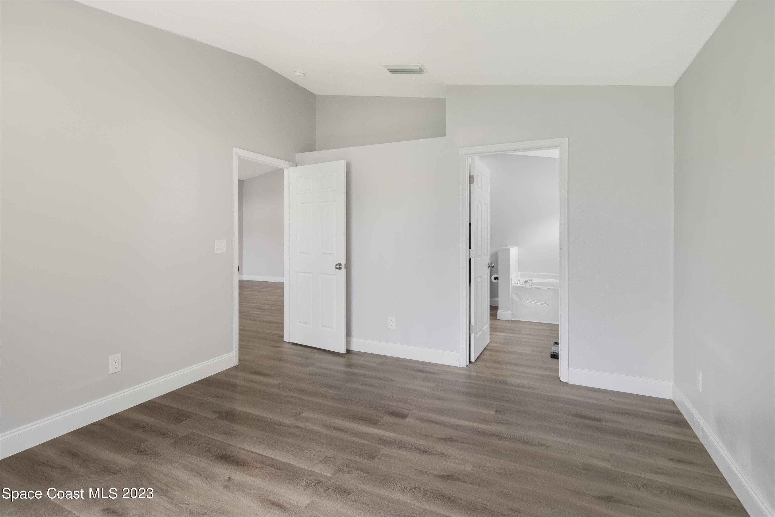 4300 Swanna Drive