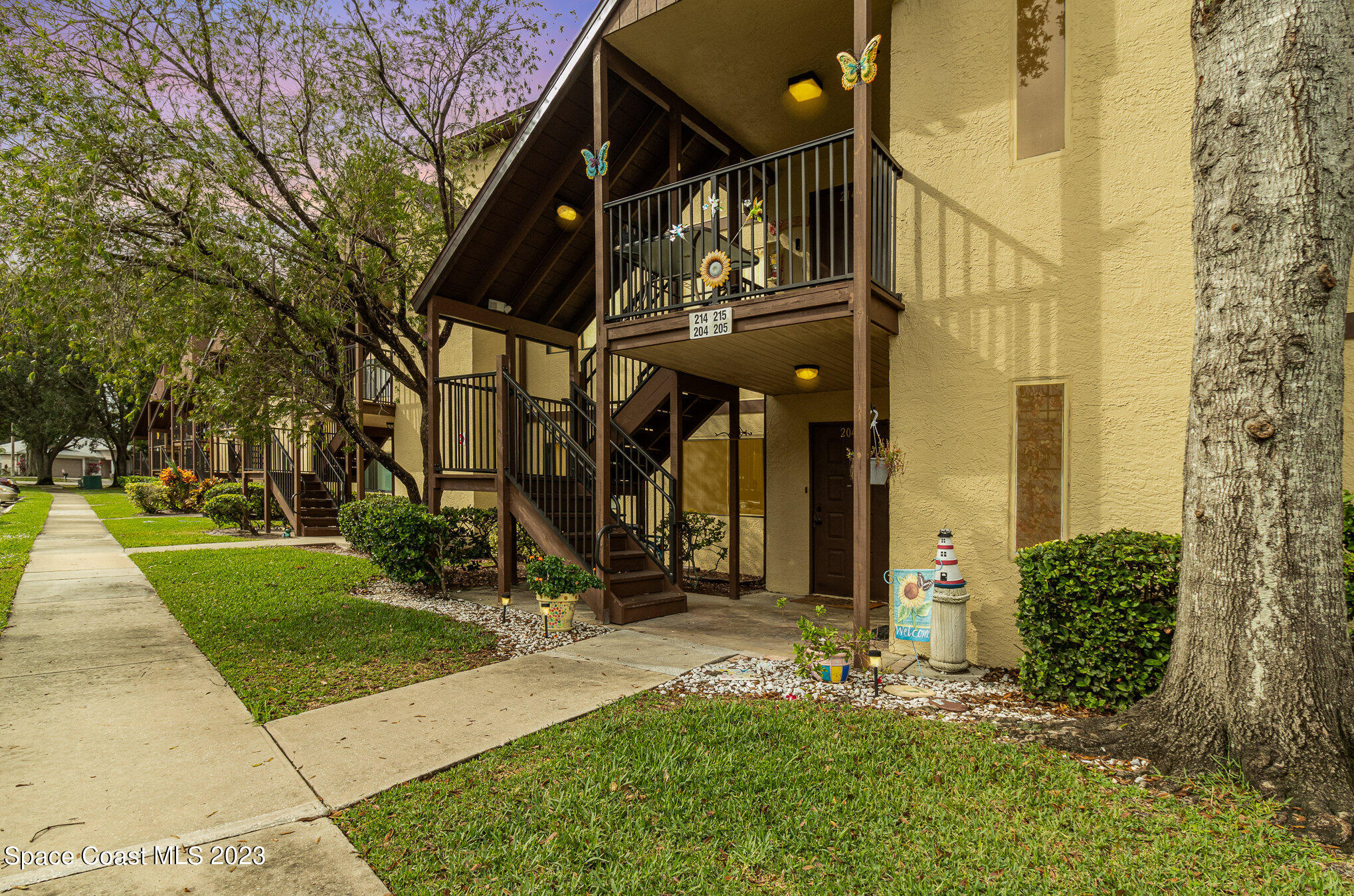 7817 Shadowood Drive, 204