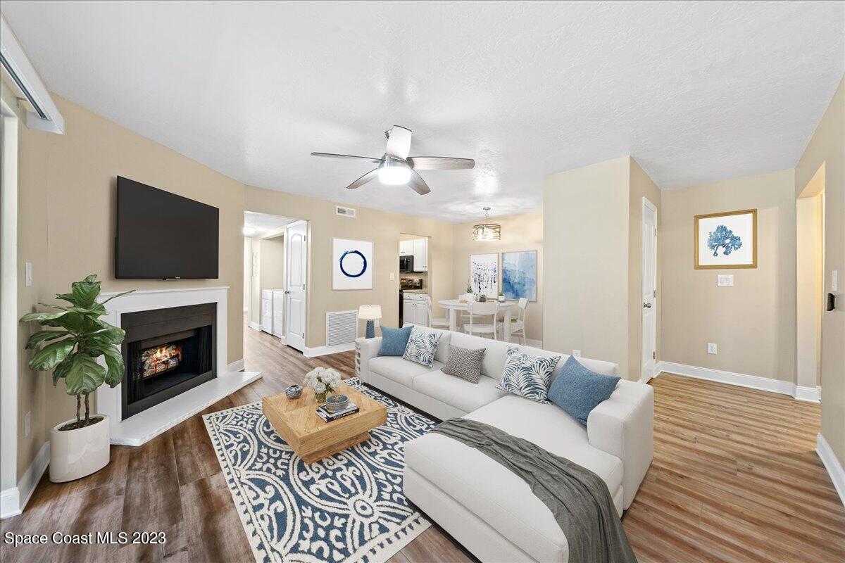 3525 Sable Palm, B