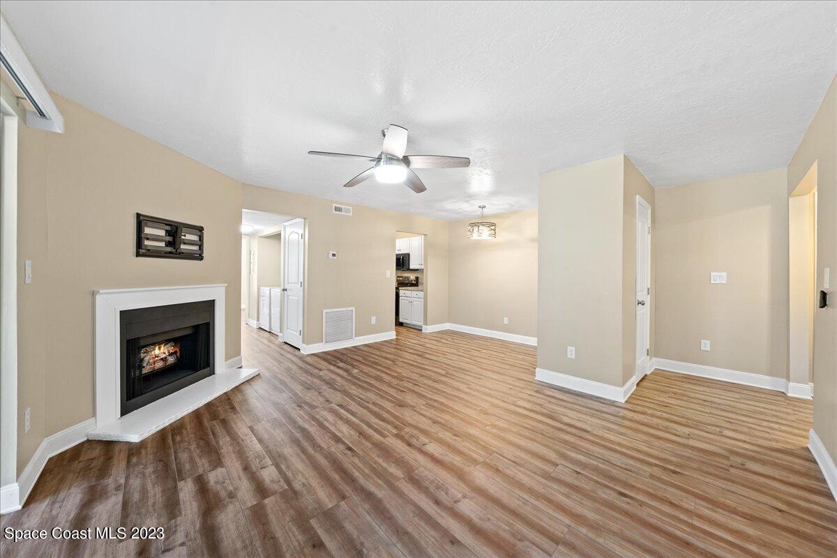 3525 Sable Palm, B