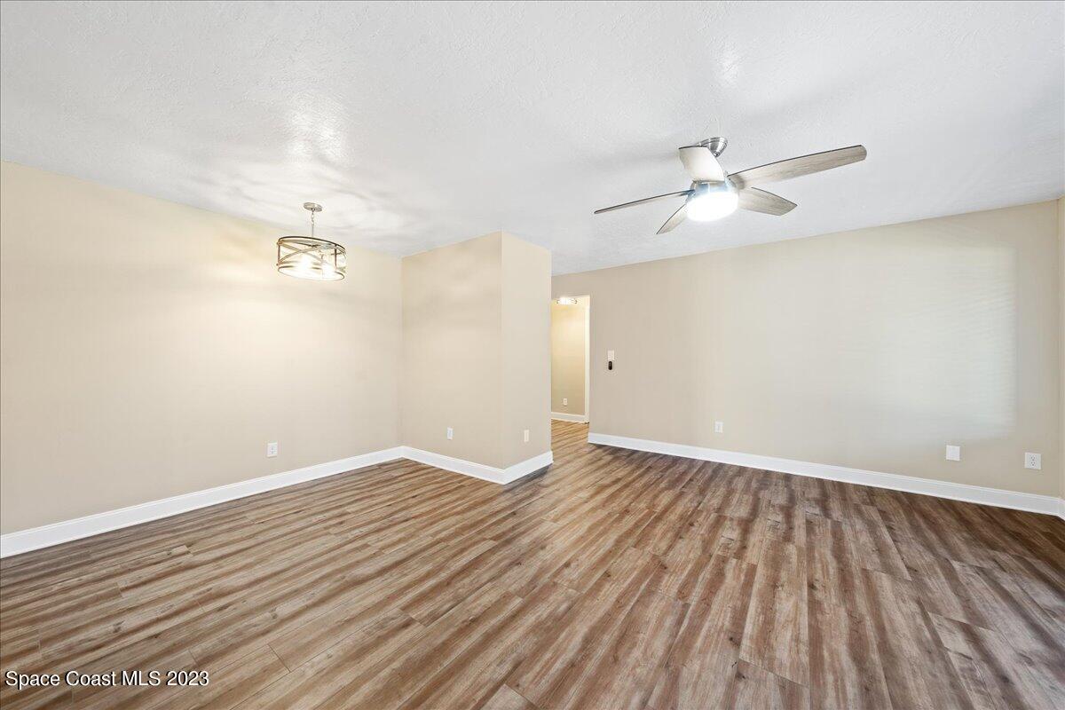 3525 Sable Palm, B