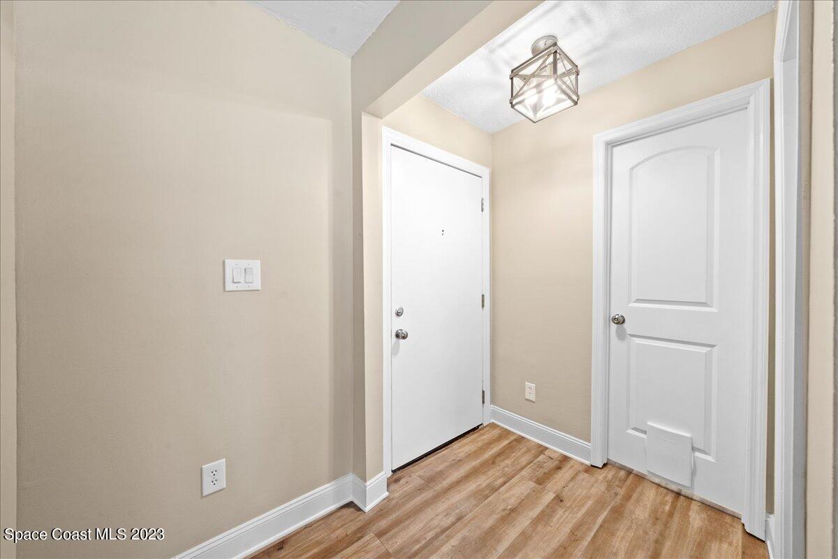 3525 Sable Palm, B