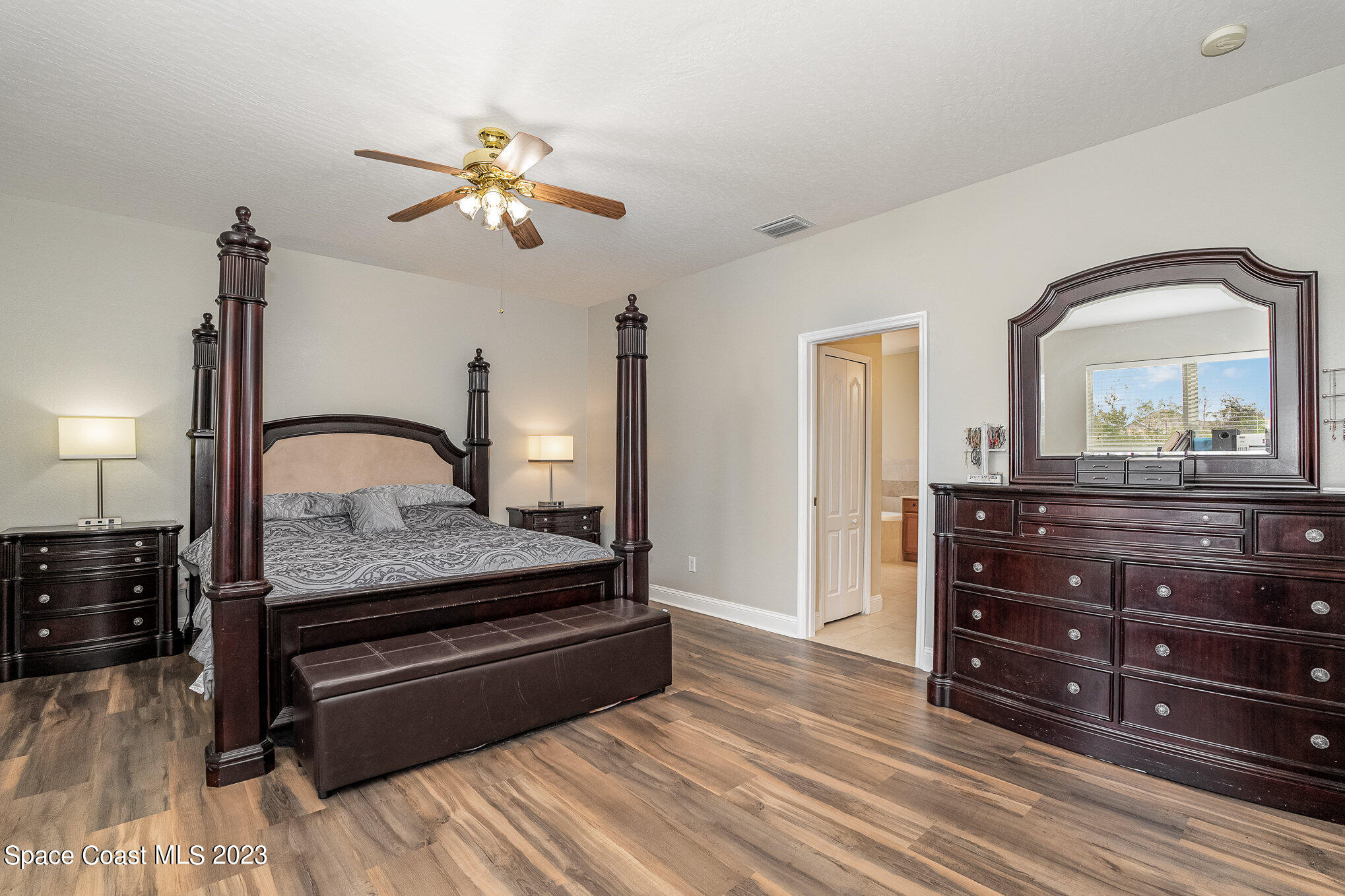 5375 Creekwood Drive