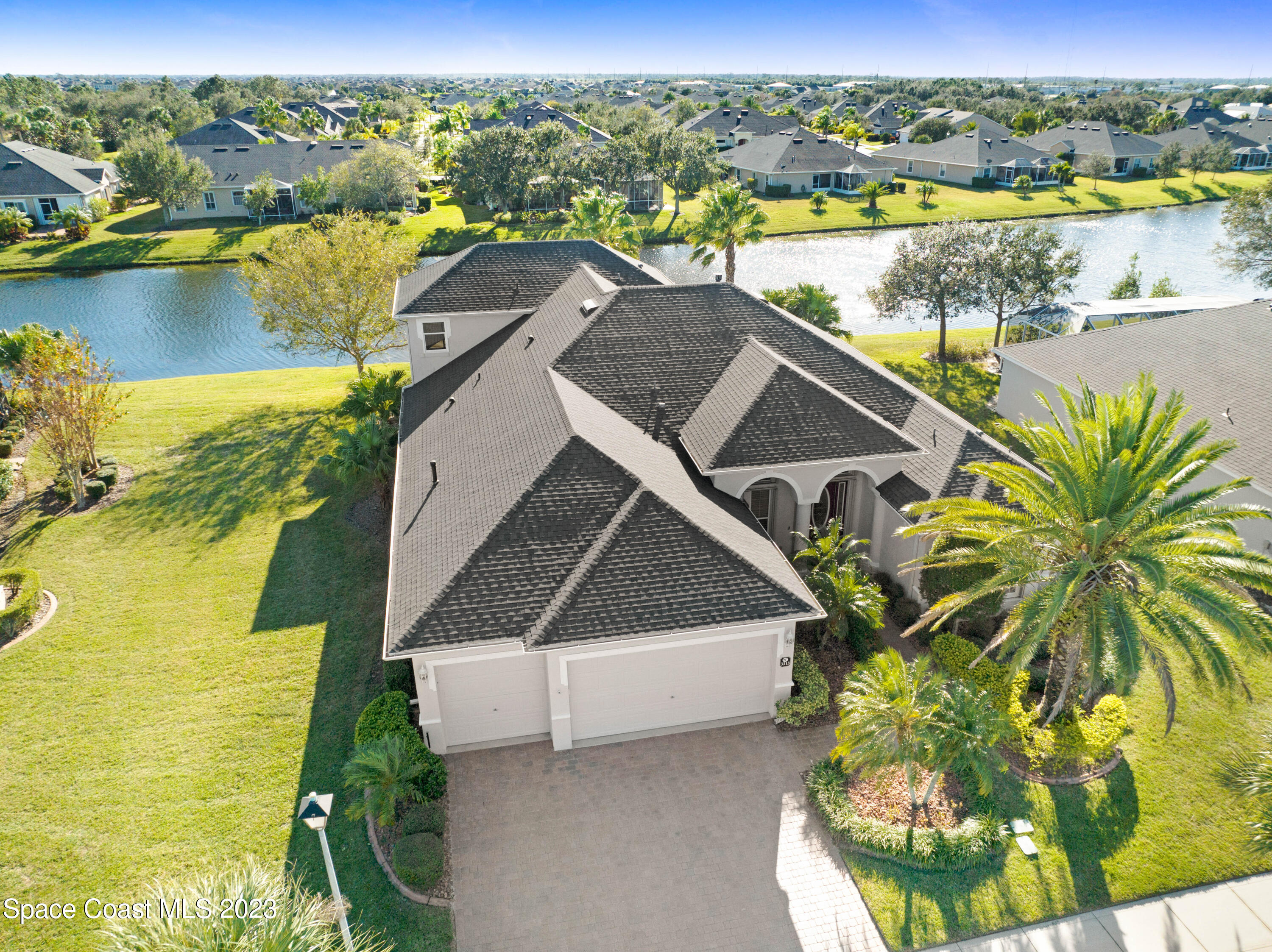 3313 Carambola Circle