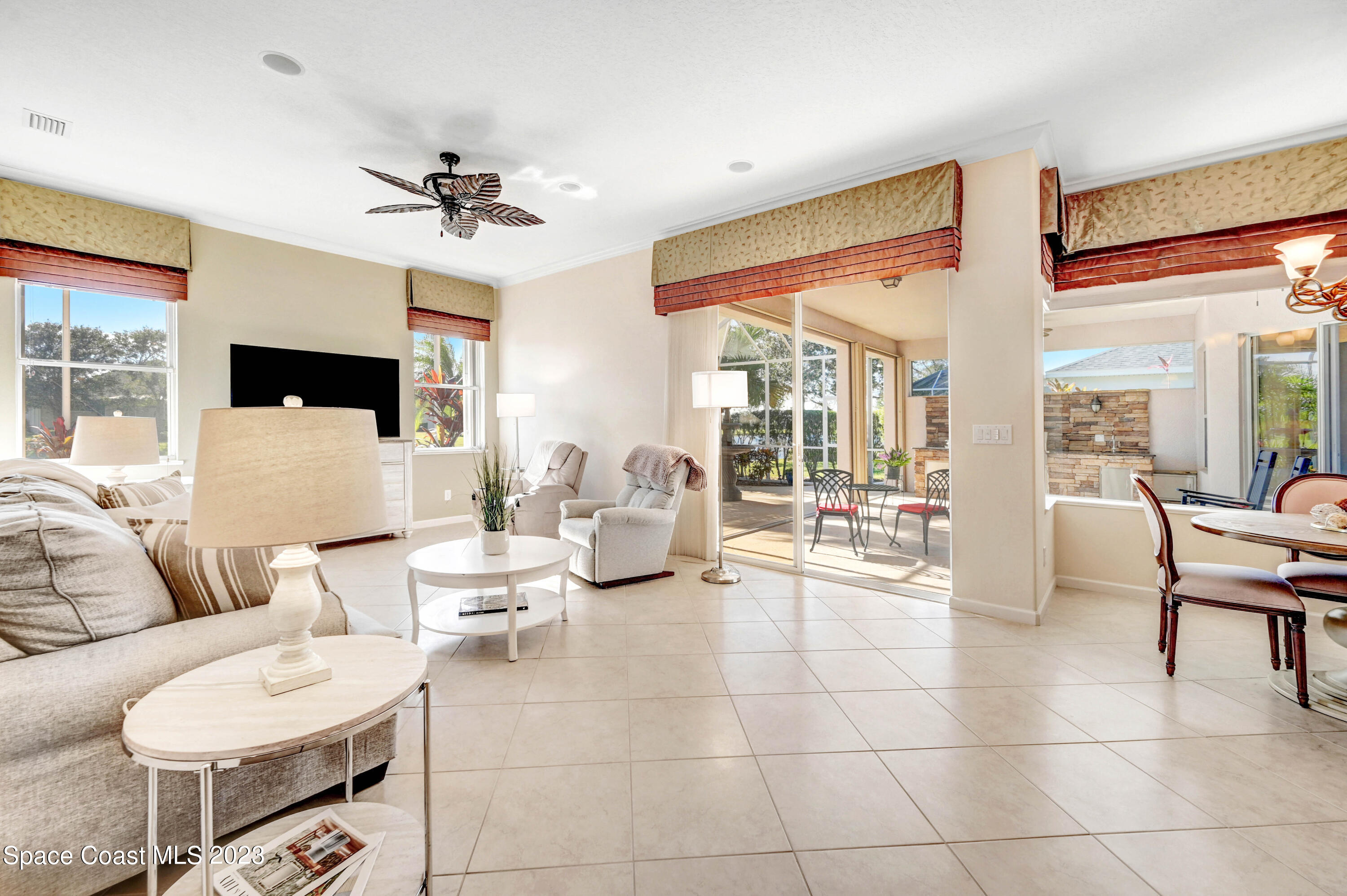3313 Carambola Circle
