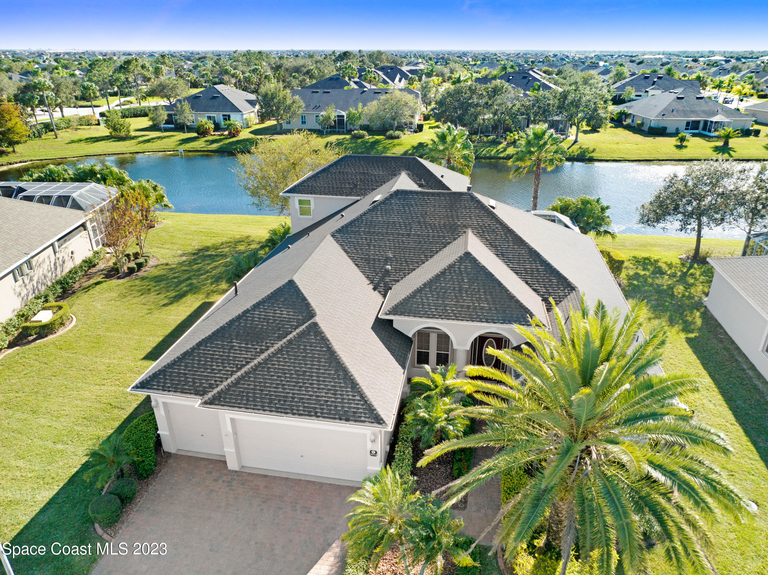 3313 Carambola Circle
