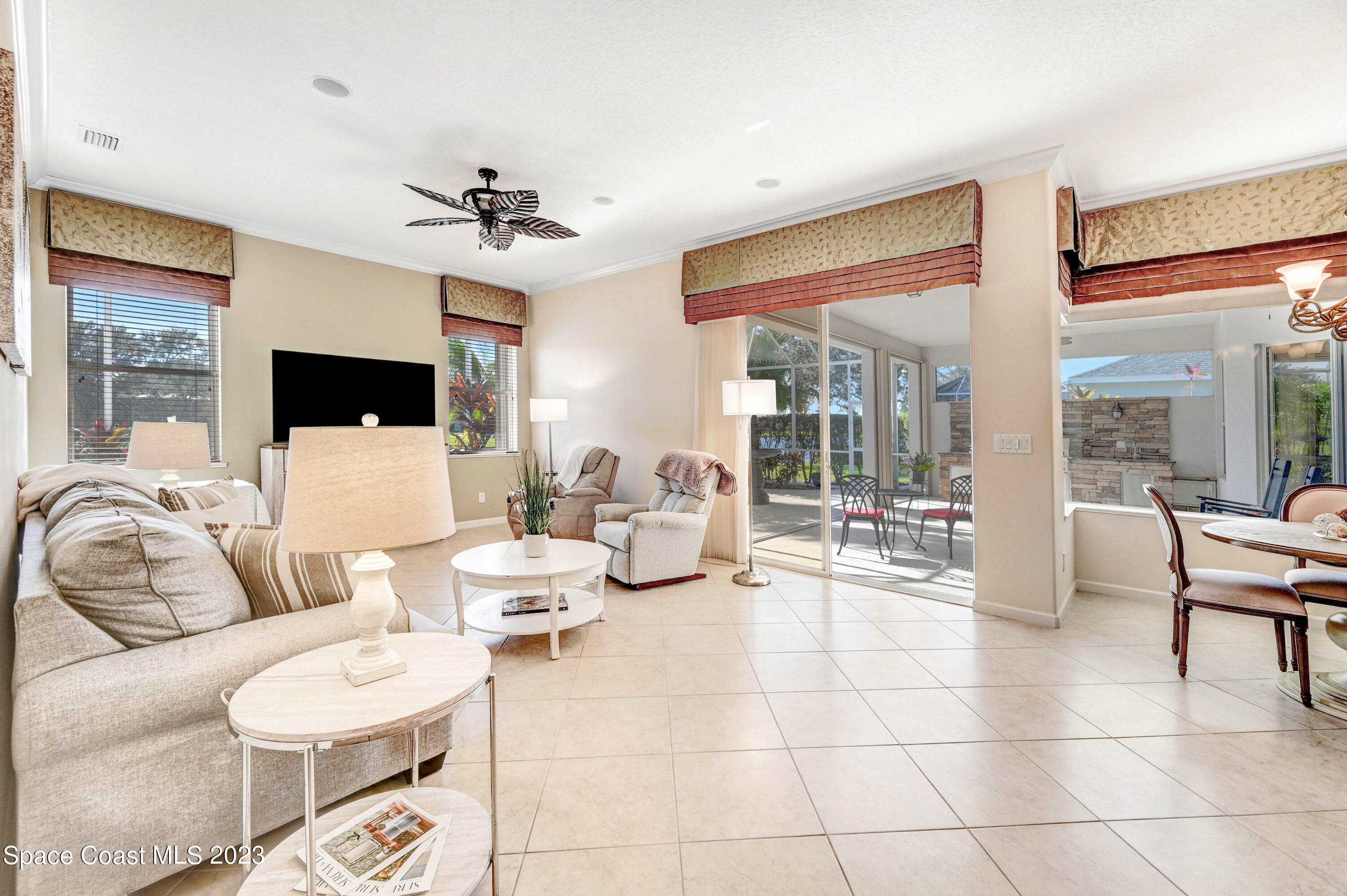 3313 Carambola Circle