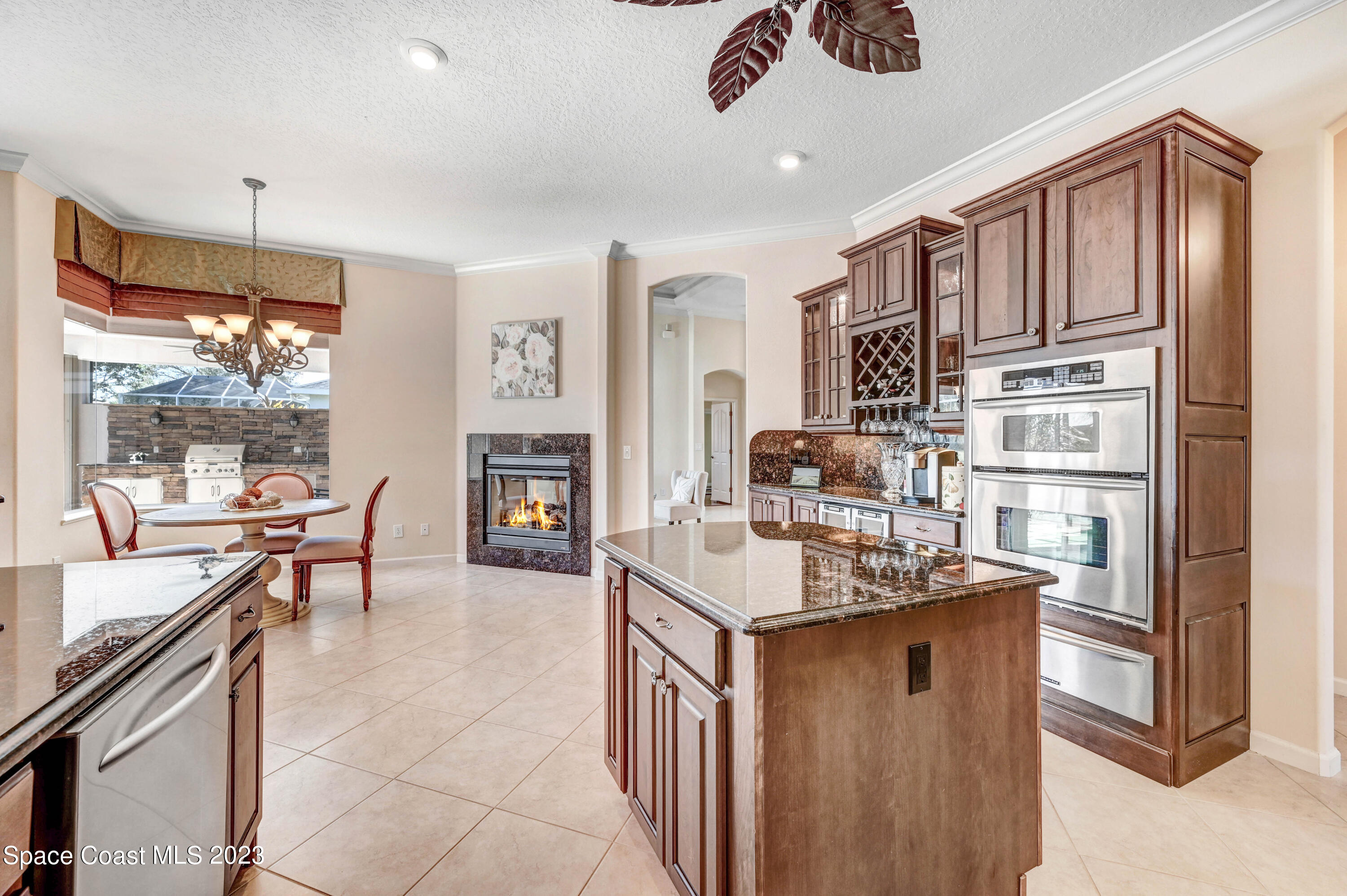 3313 Carambola Circle
