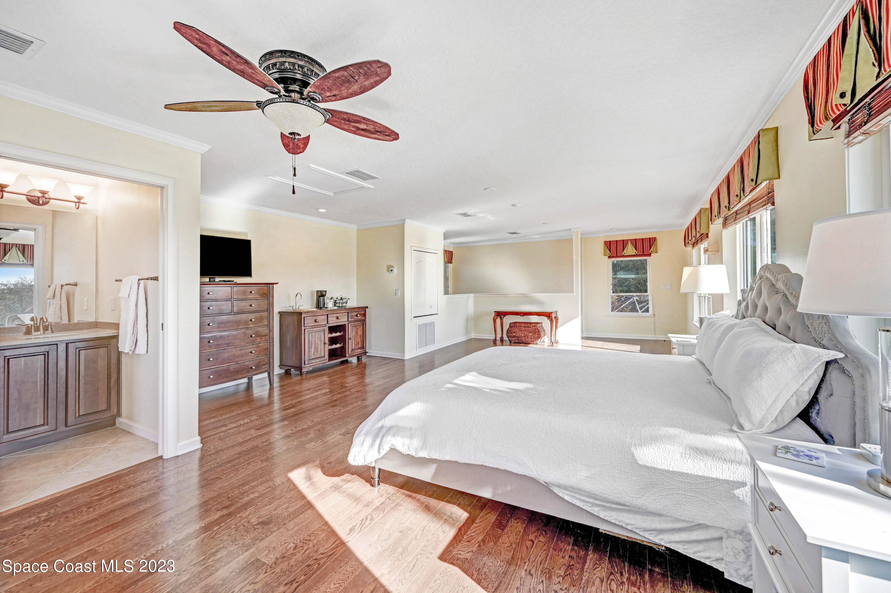 3313 Carambola Circle