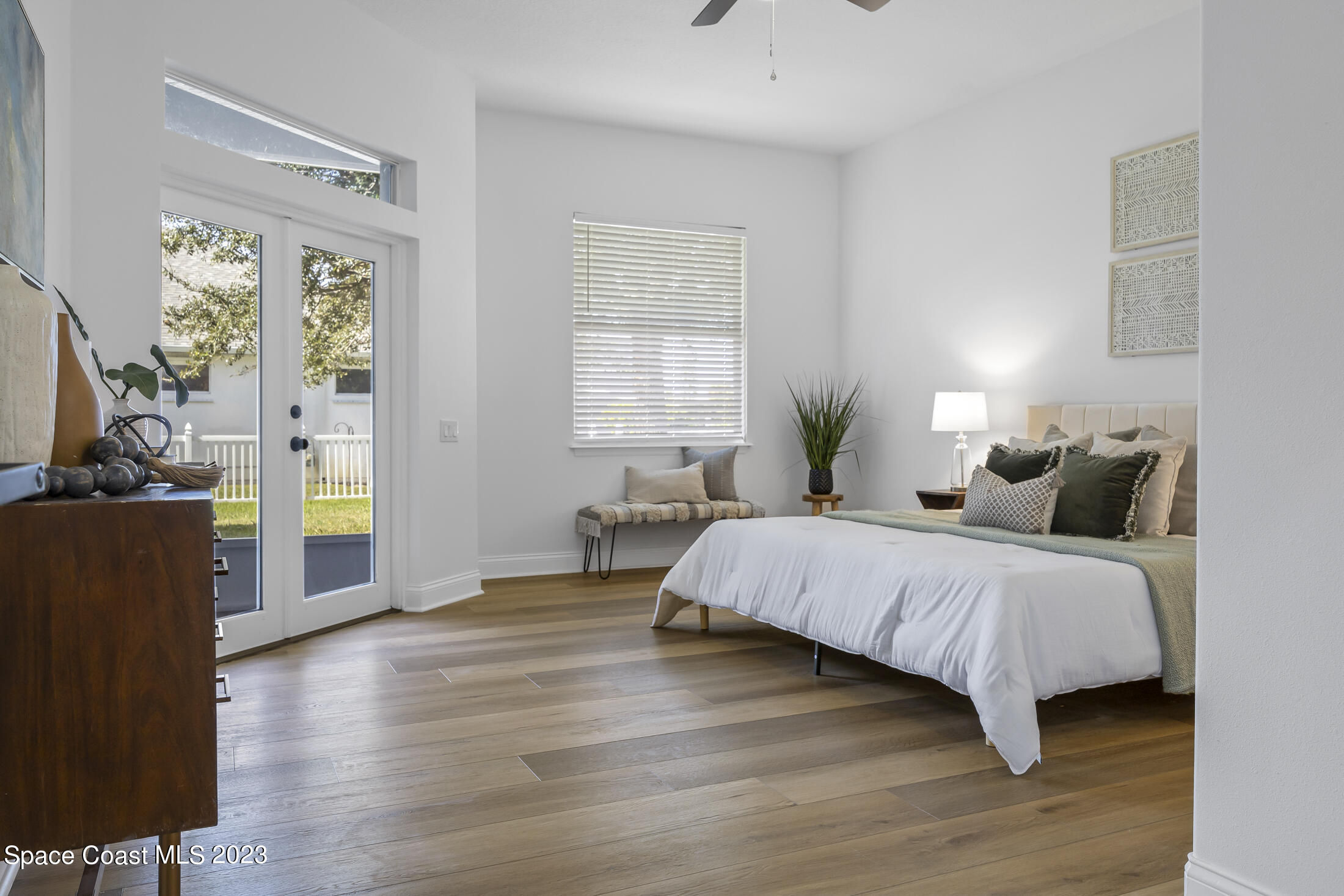 4117 Las Cruces Way