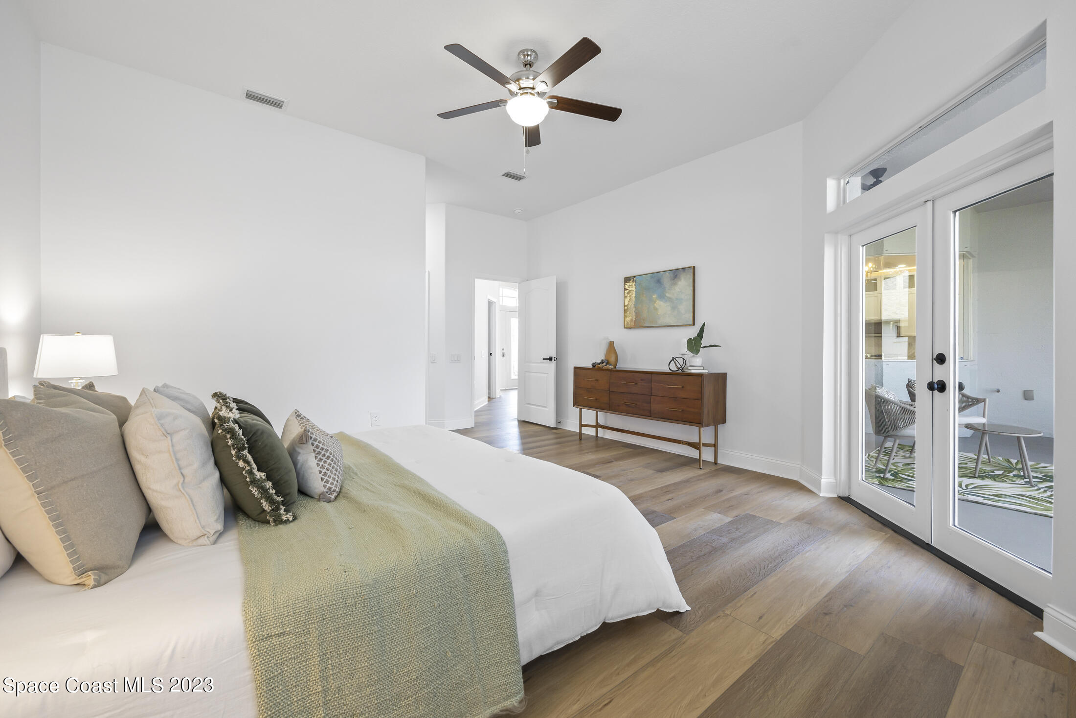 4117 Las Cruces Way