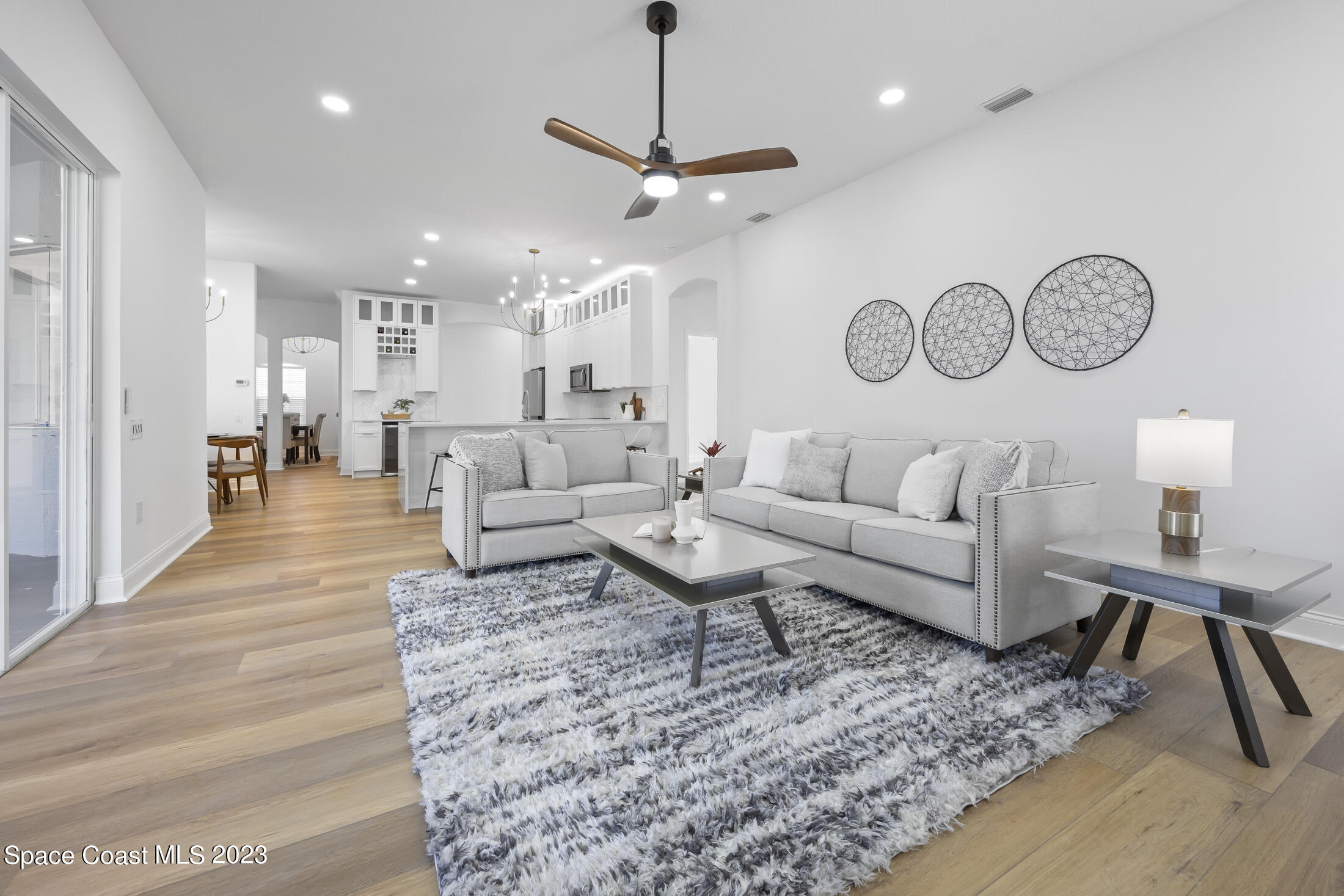4117 Las Cruces Way