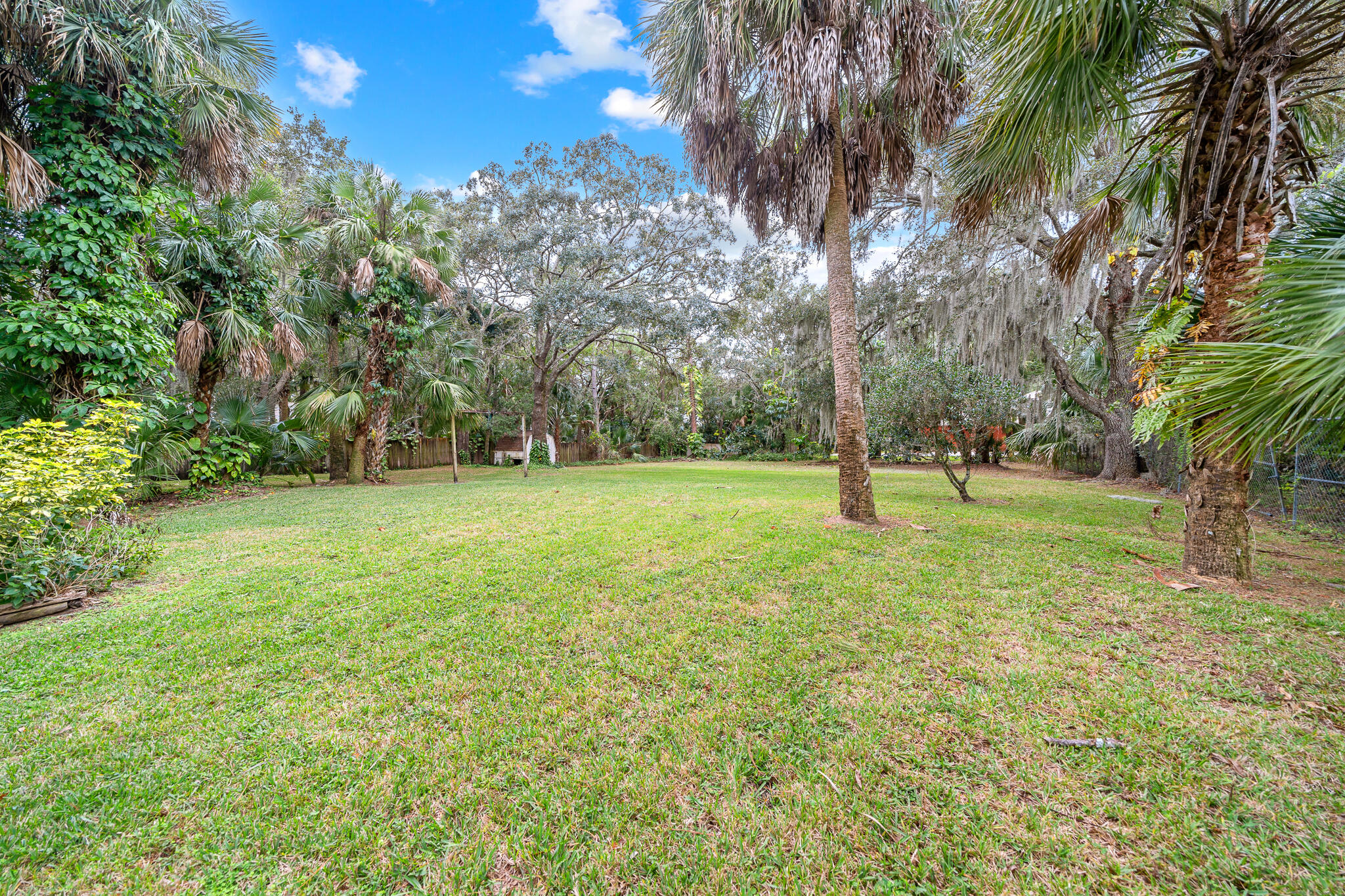 341 N Laila Drive