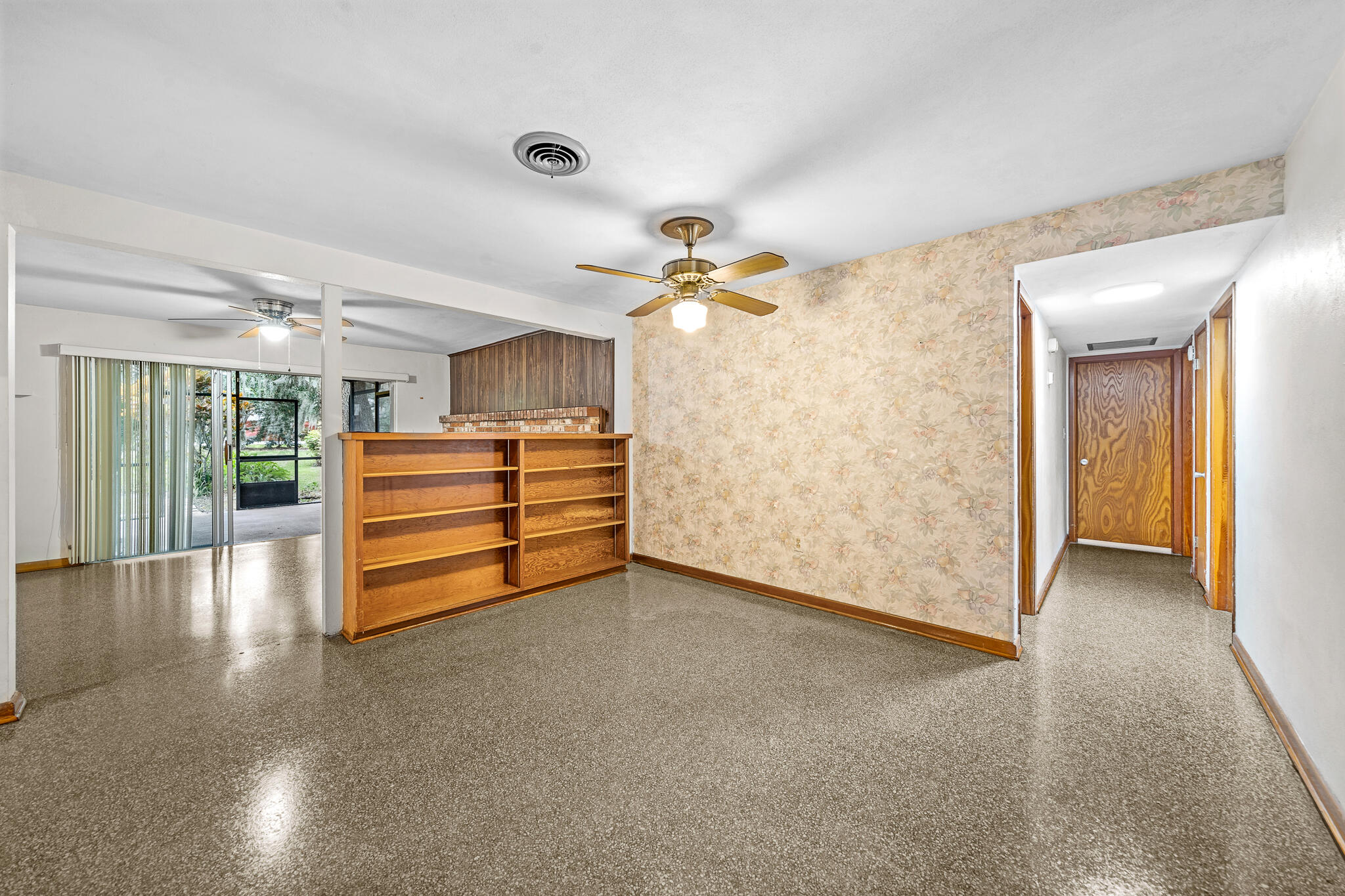 341 N Laila Drive