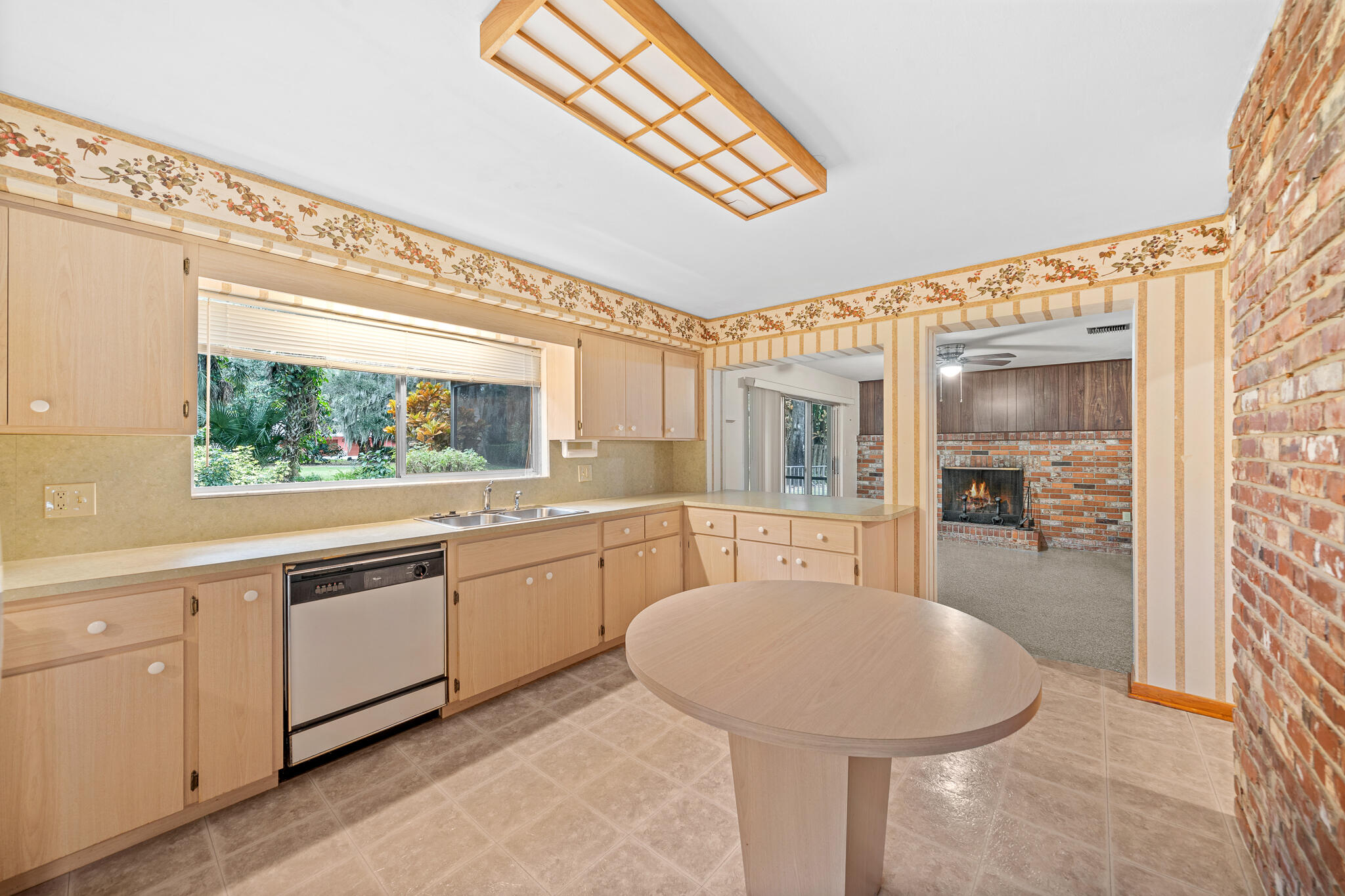341 N Laila Drive