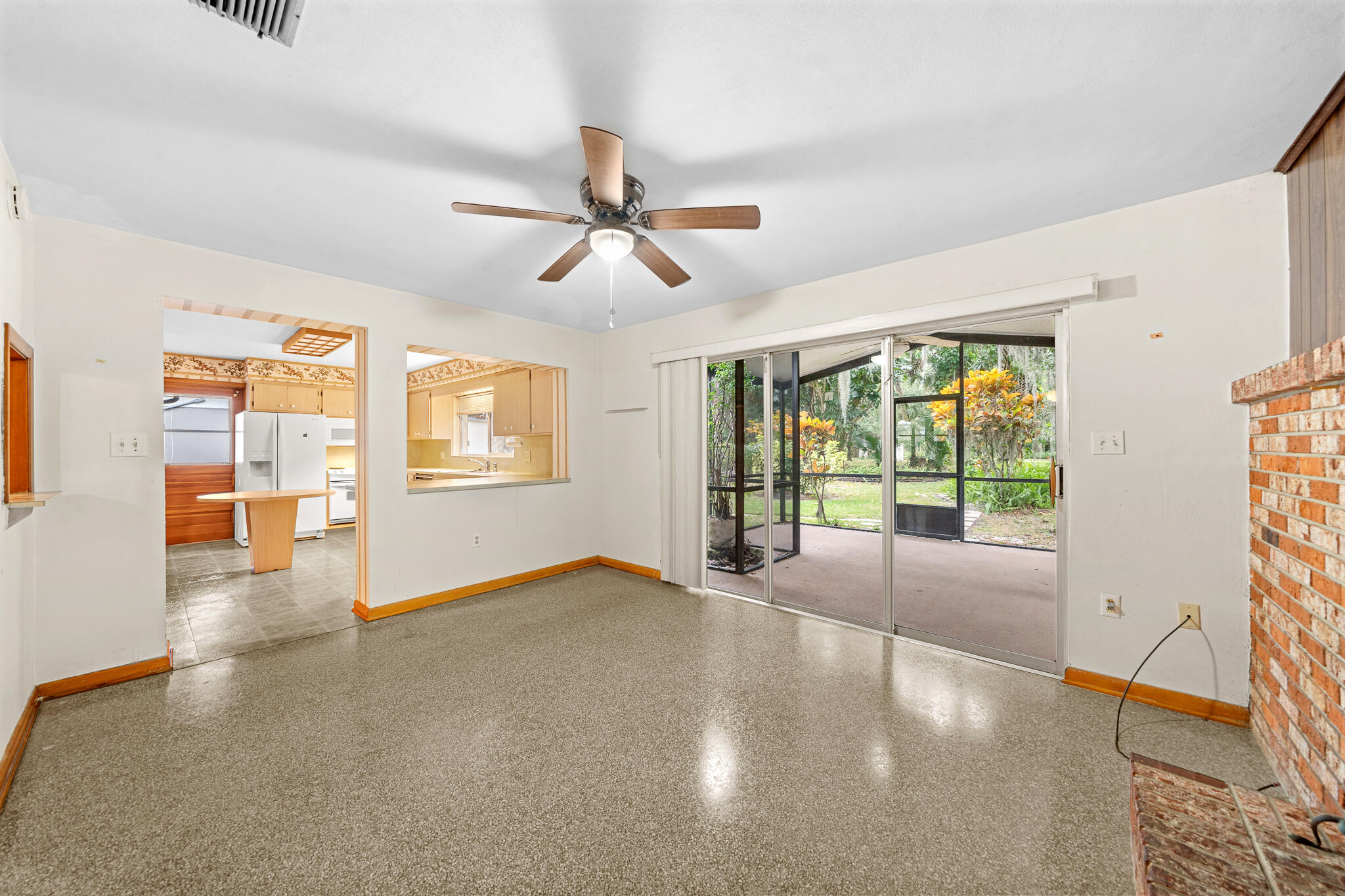 341 N Laila Drive