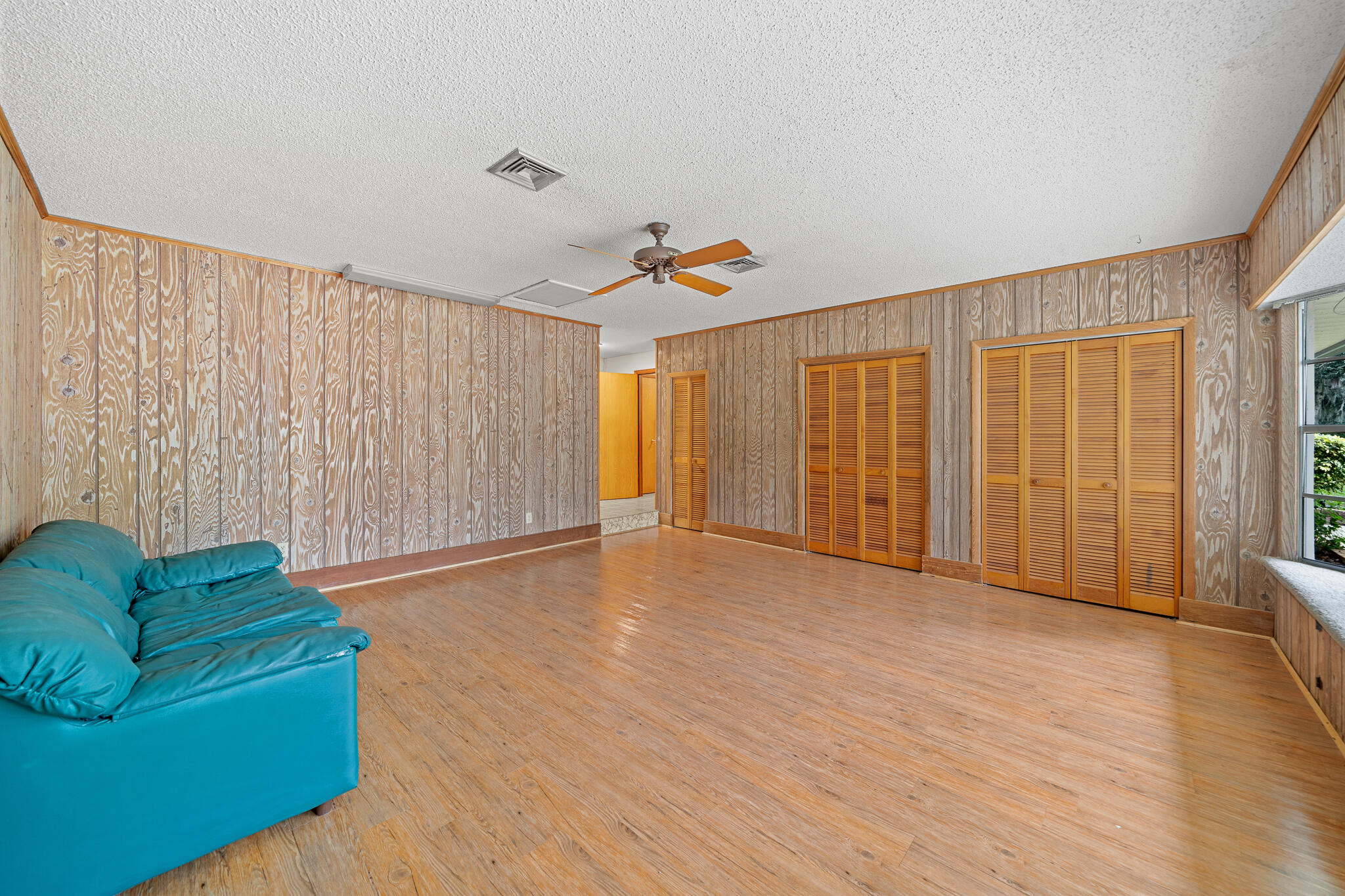 341 N Laila Drive